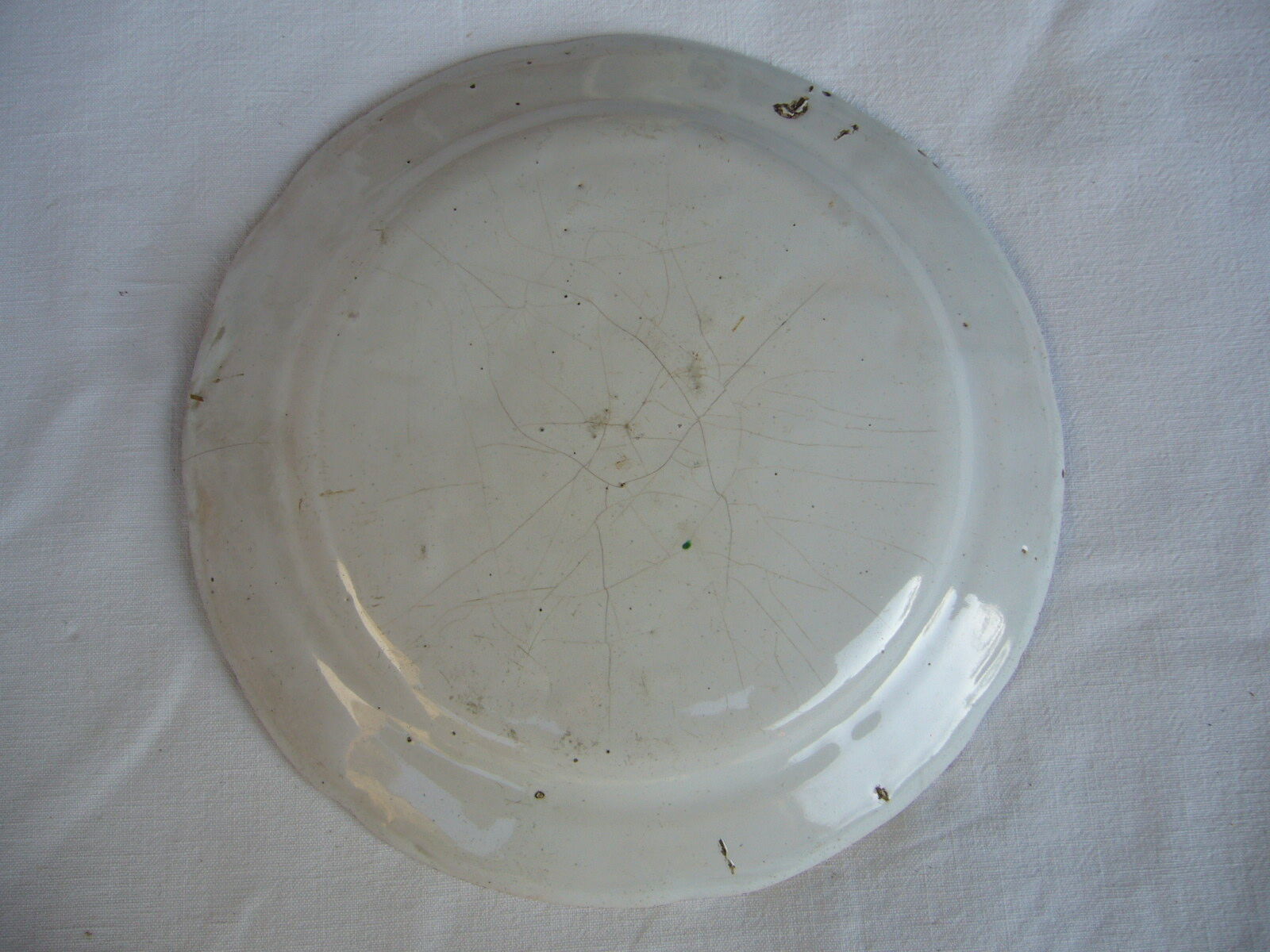 Ancient plate decorated with a rooster the 19th century ISLETTES
