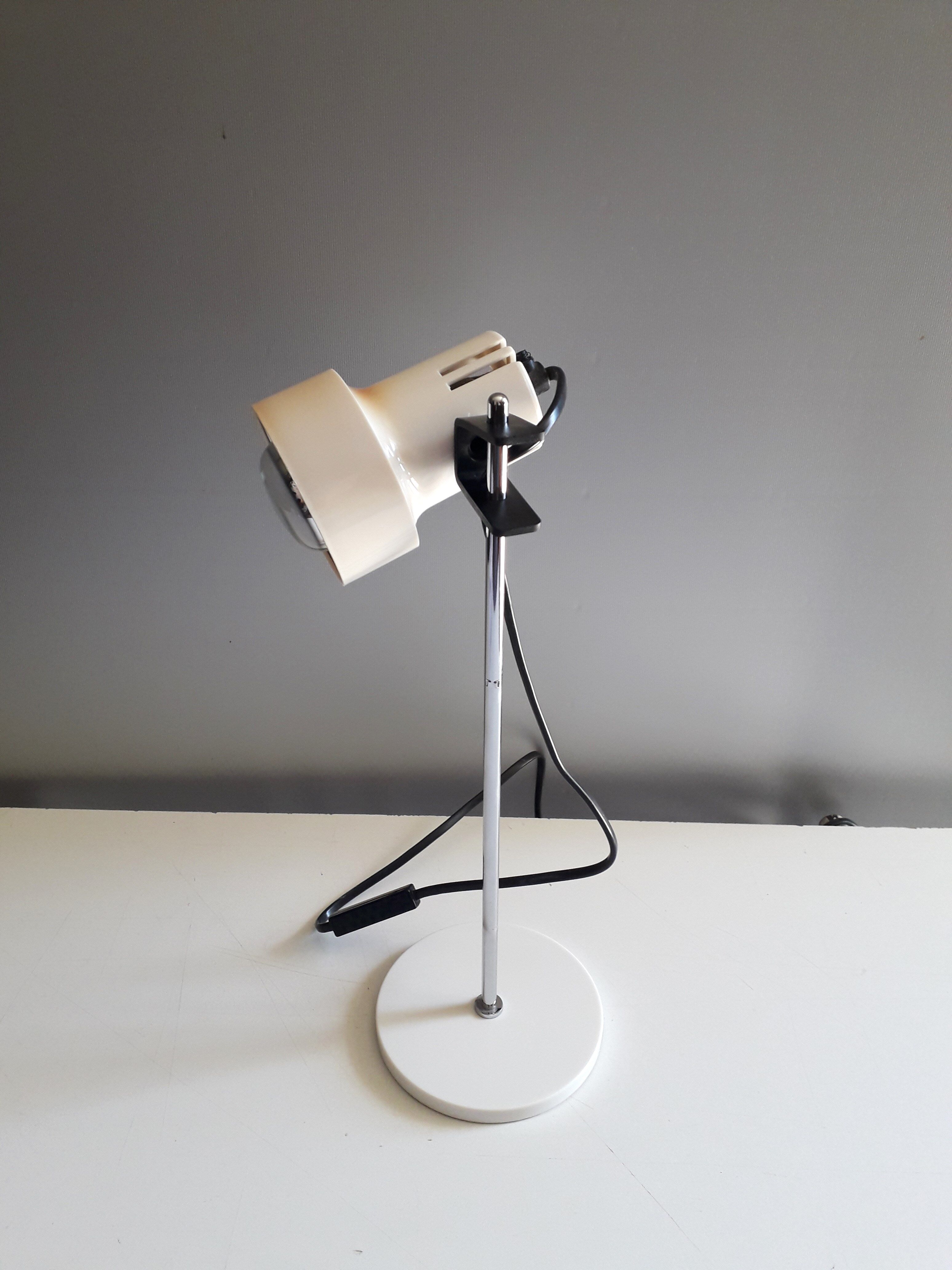 Vintage desk lamp - adjustable assembler - 1970