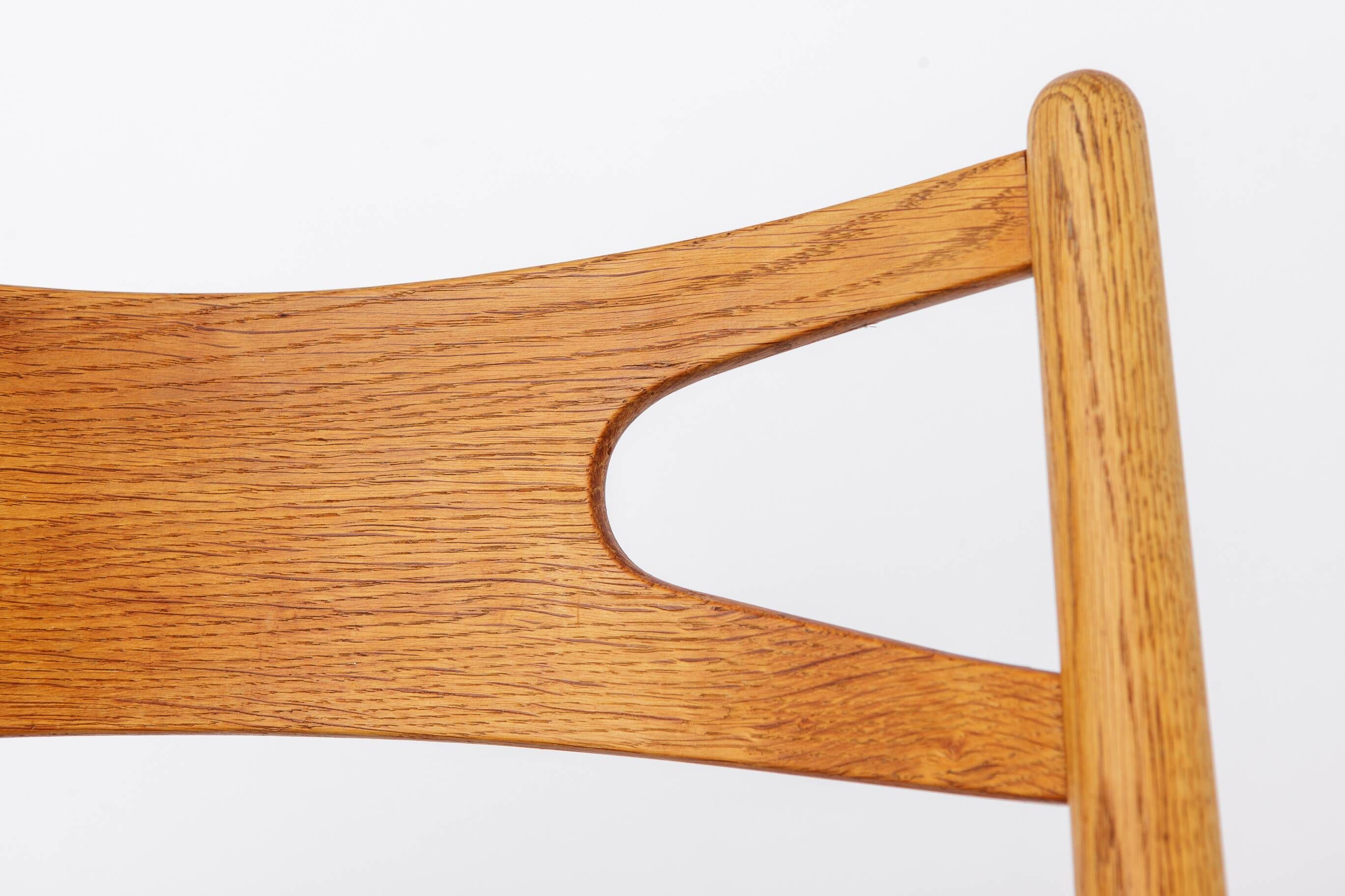 CH29 Sawbuck Chair by Hans J. Wegner for Carl Hansen & Søn | Danish Oak |