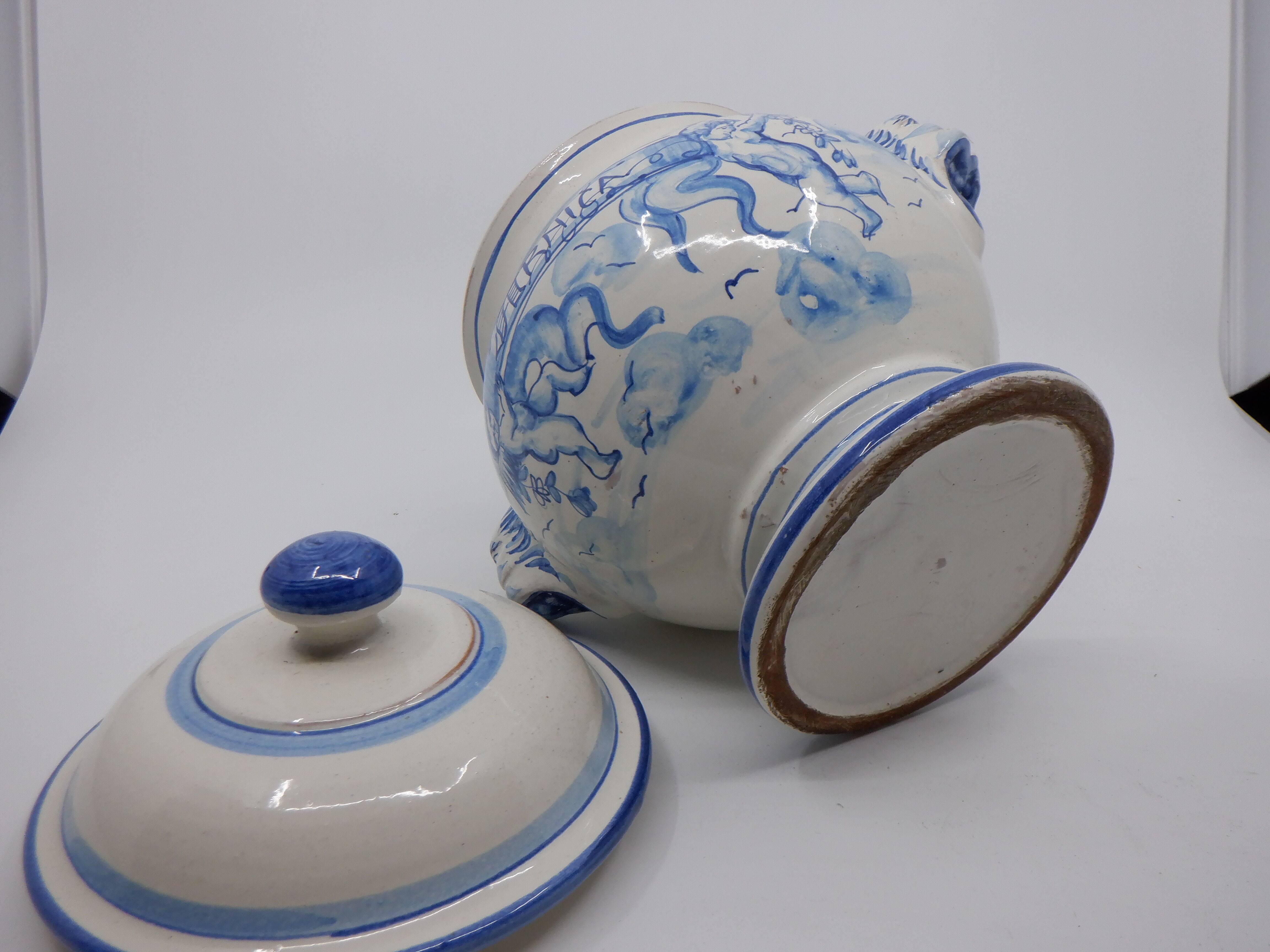 Nevers earthenware pharmacy pot