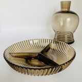 Cup dish appetizer with compartments