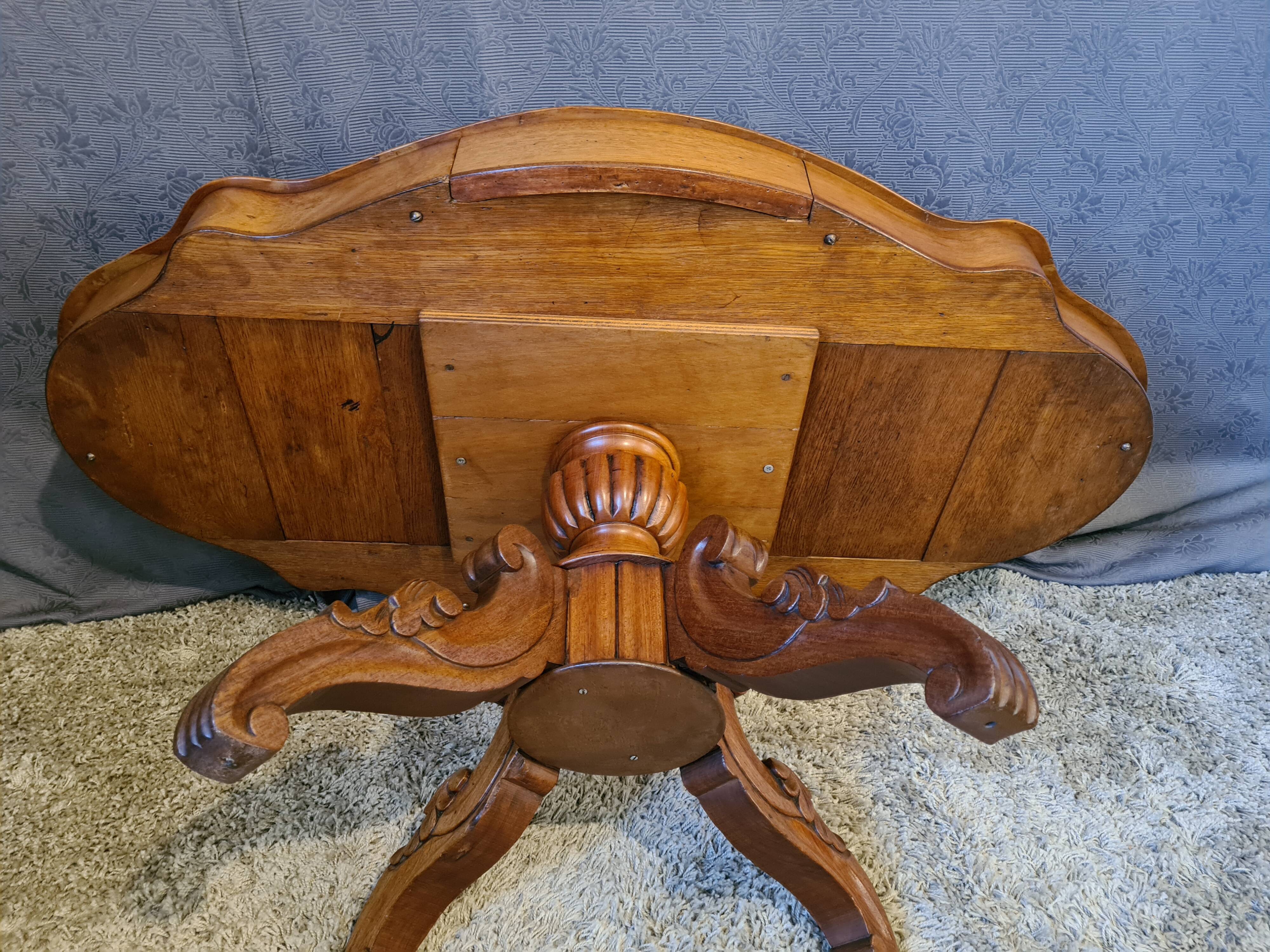 Table basse ovale
