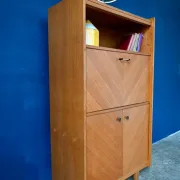 Vintage secretary bookcase from the 50s and 60s, oak with chevron marquetry.