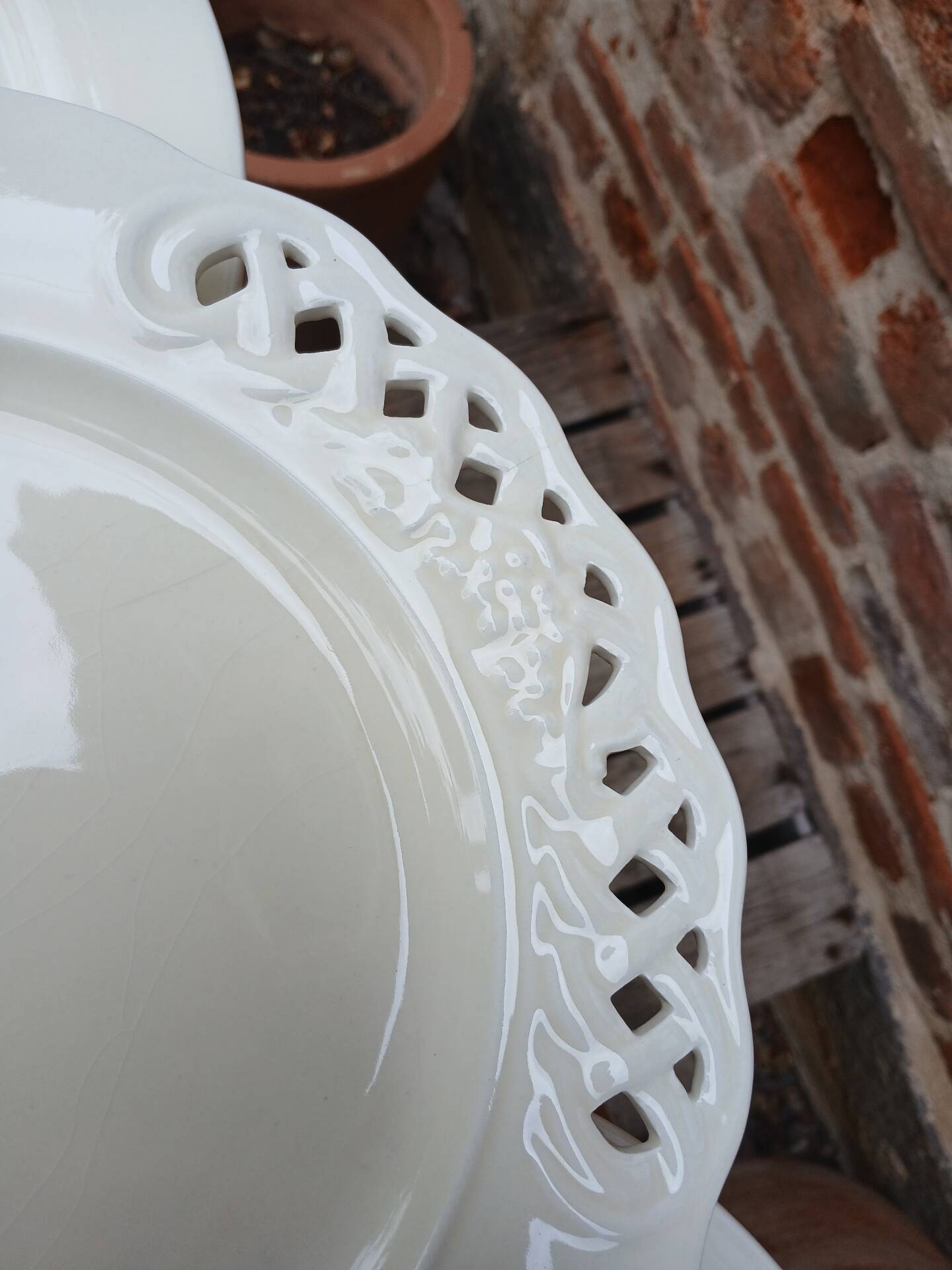 12 Italian ceramic plates