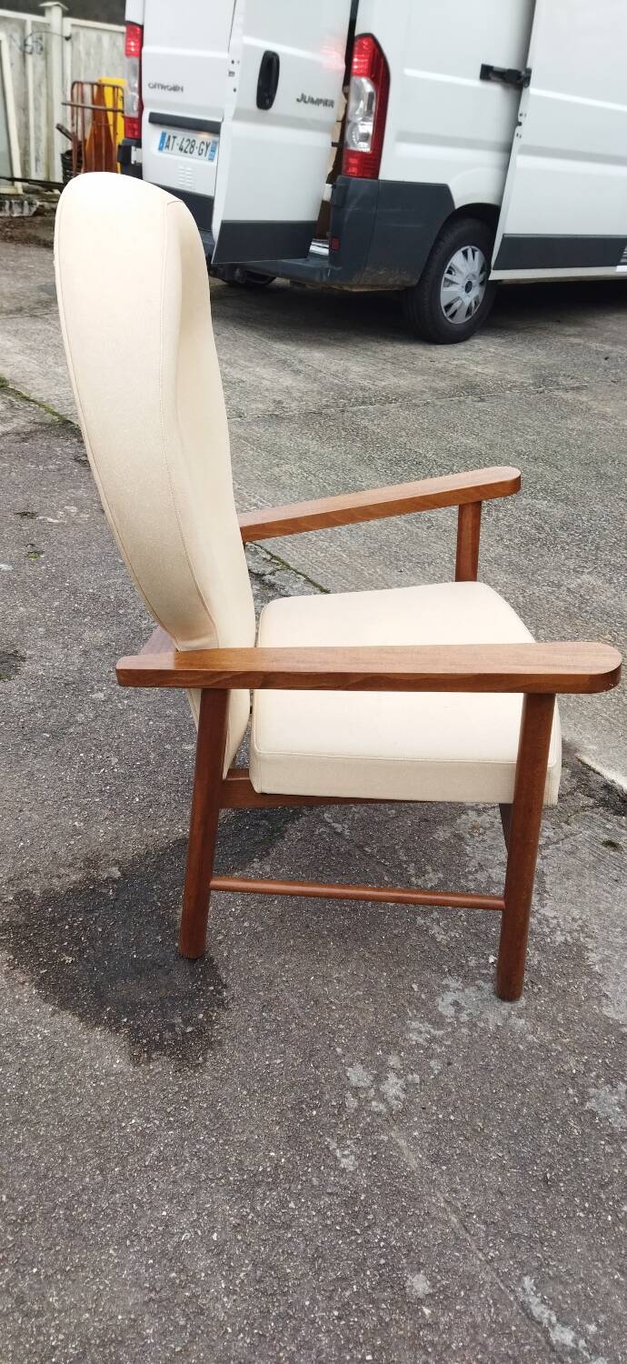 Beauman medallion armchair