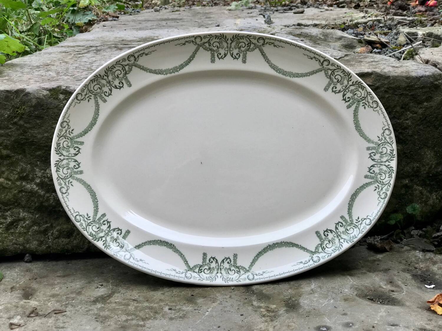 Oval serving dish Creil et Montereau Labrador Napoleon