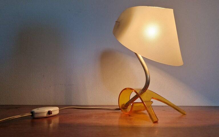 Lampe de table mid-century rare conçue par Apolinary Galecki, Allemagne, années 1960.