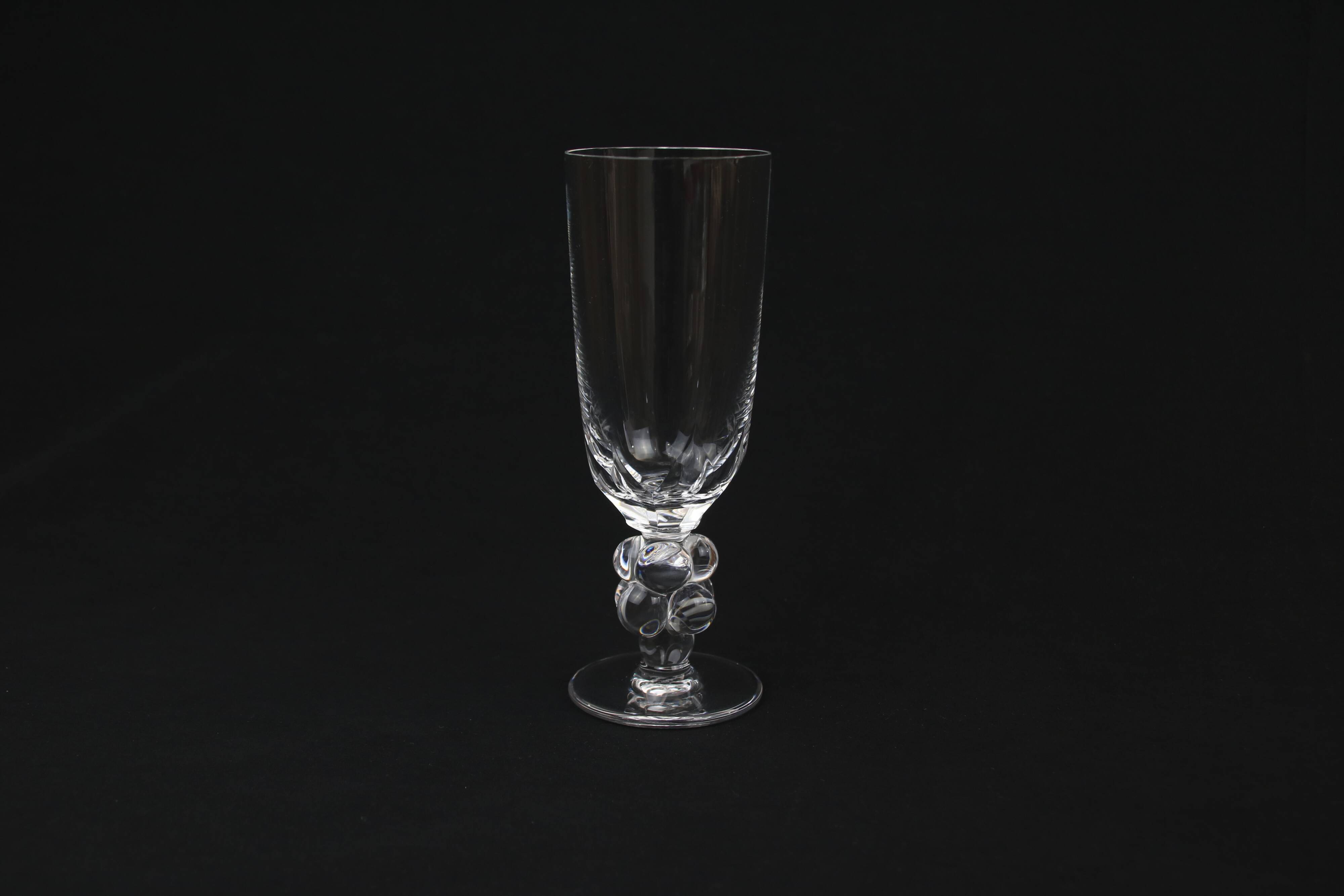 23 Crystal Flutes Model Clos Vougeot Lalique