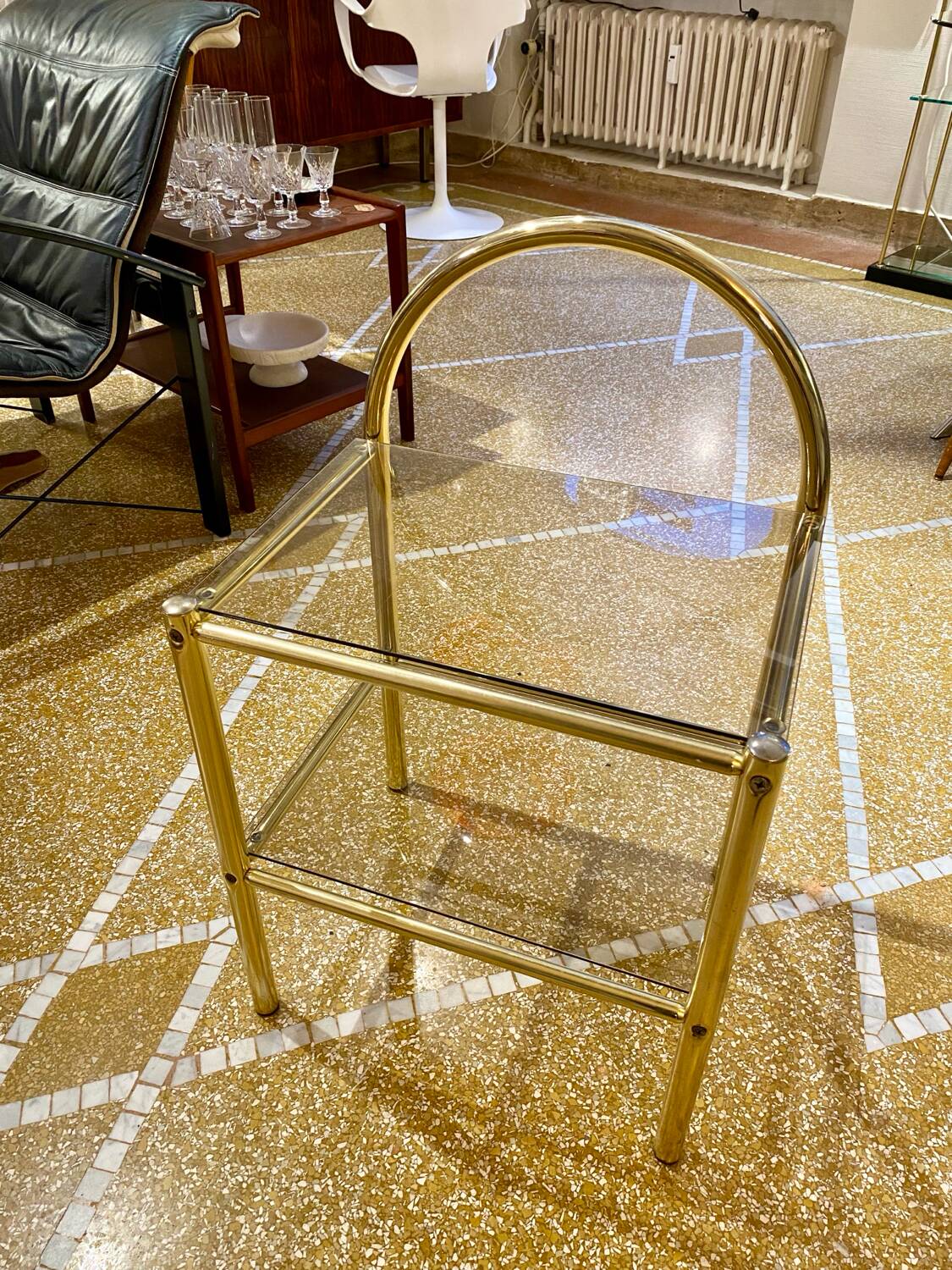 Table de nuit/bout de canapé Hollywood Regency