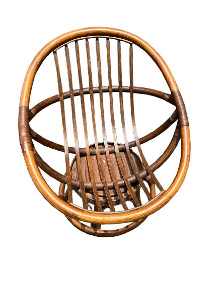 Rotating rattan armchair