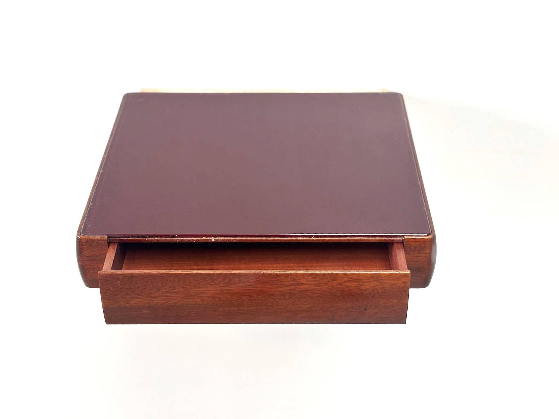 Ovaldo Borsani hanging night stands