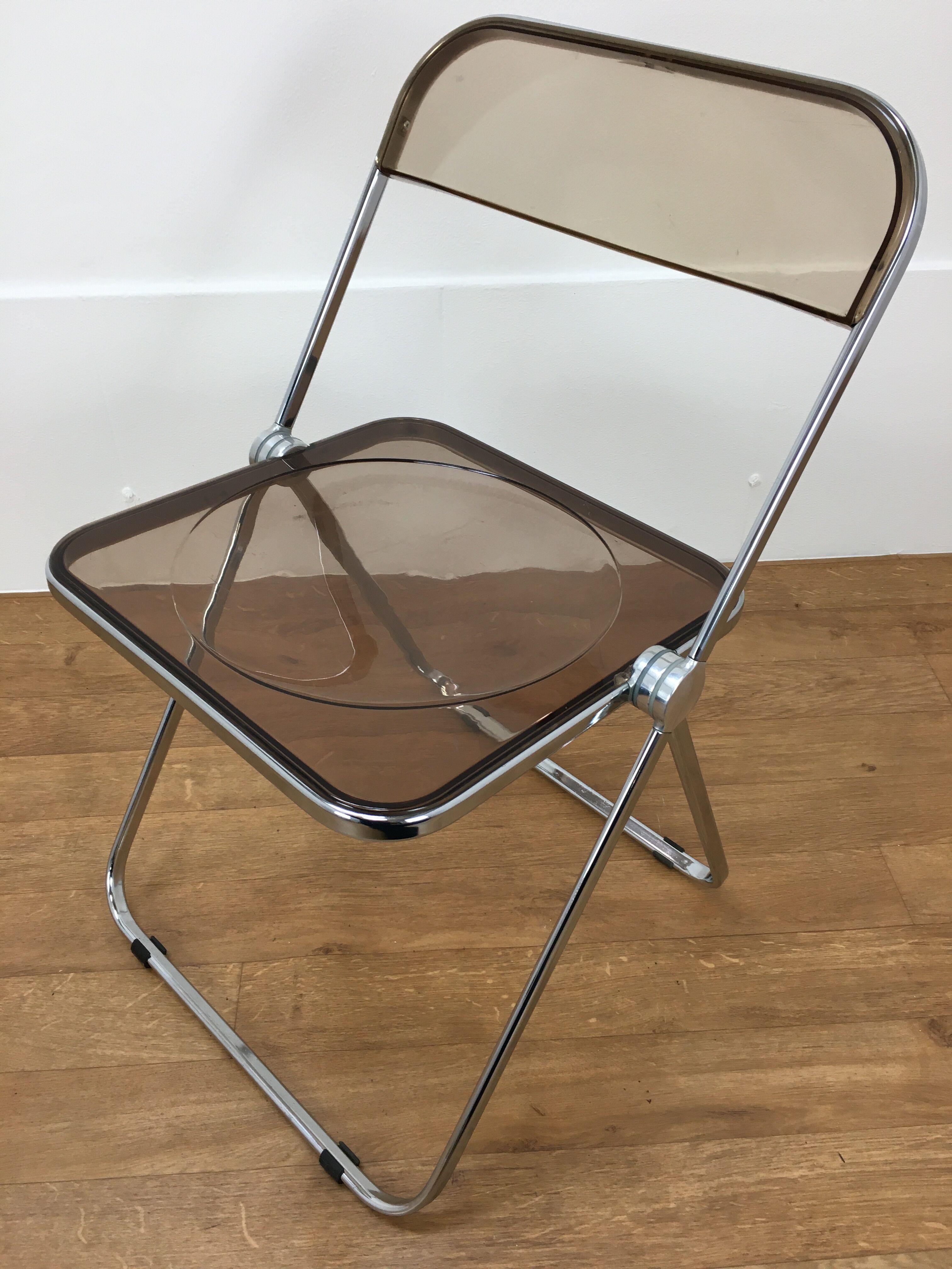Giancarlo Piretti's Plia Chair for Anonima Castelli