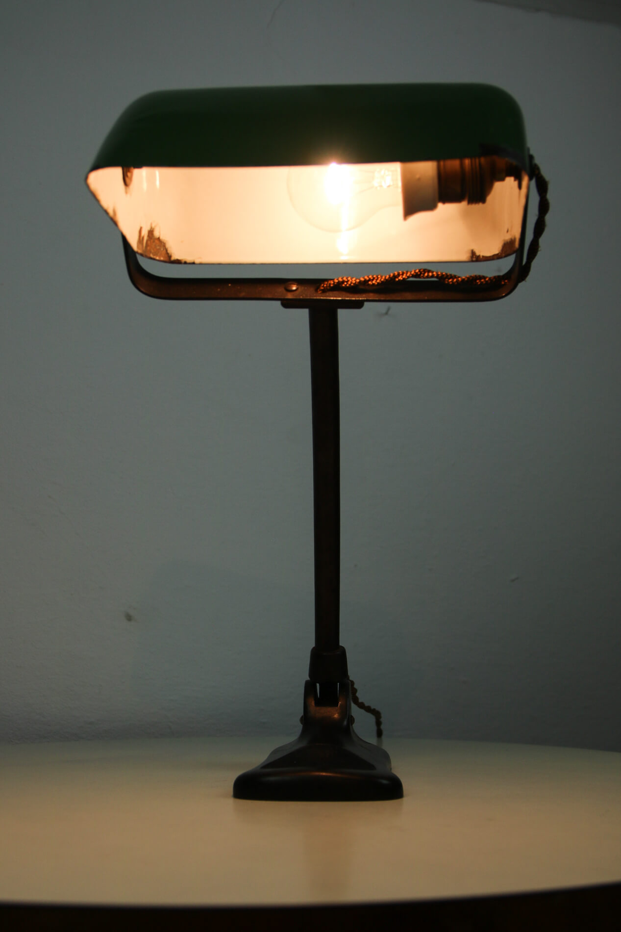 Green and black banker's lamp, Art Nouveau, 1920s