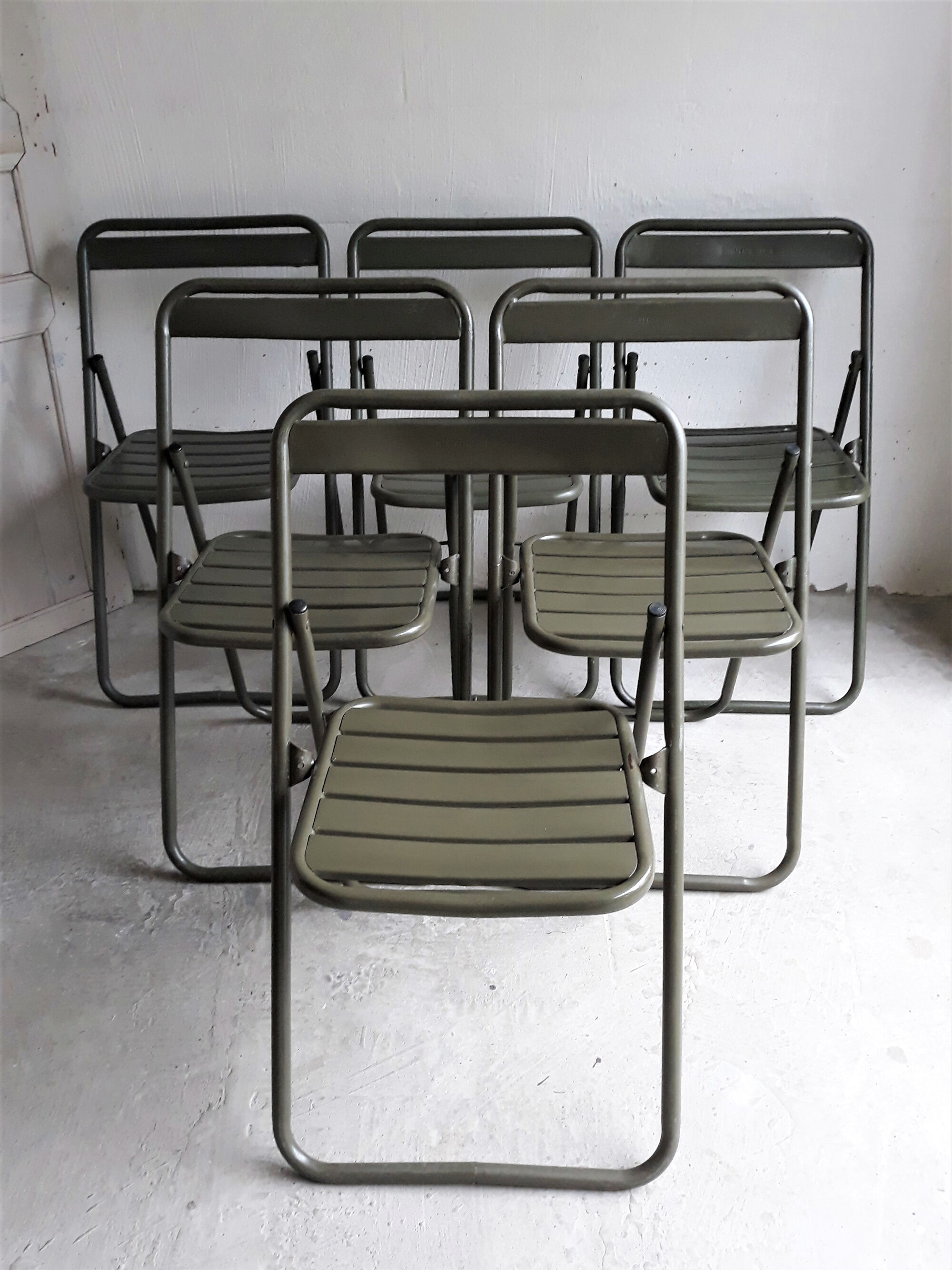 Series of 6 metal chairs Army khaki green / folding  Vintage