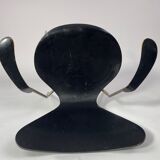 Arn Jocobsen black lacquered wooden armrest chair in the year 50