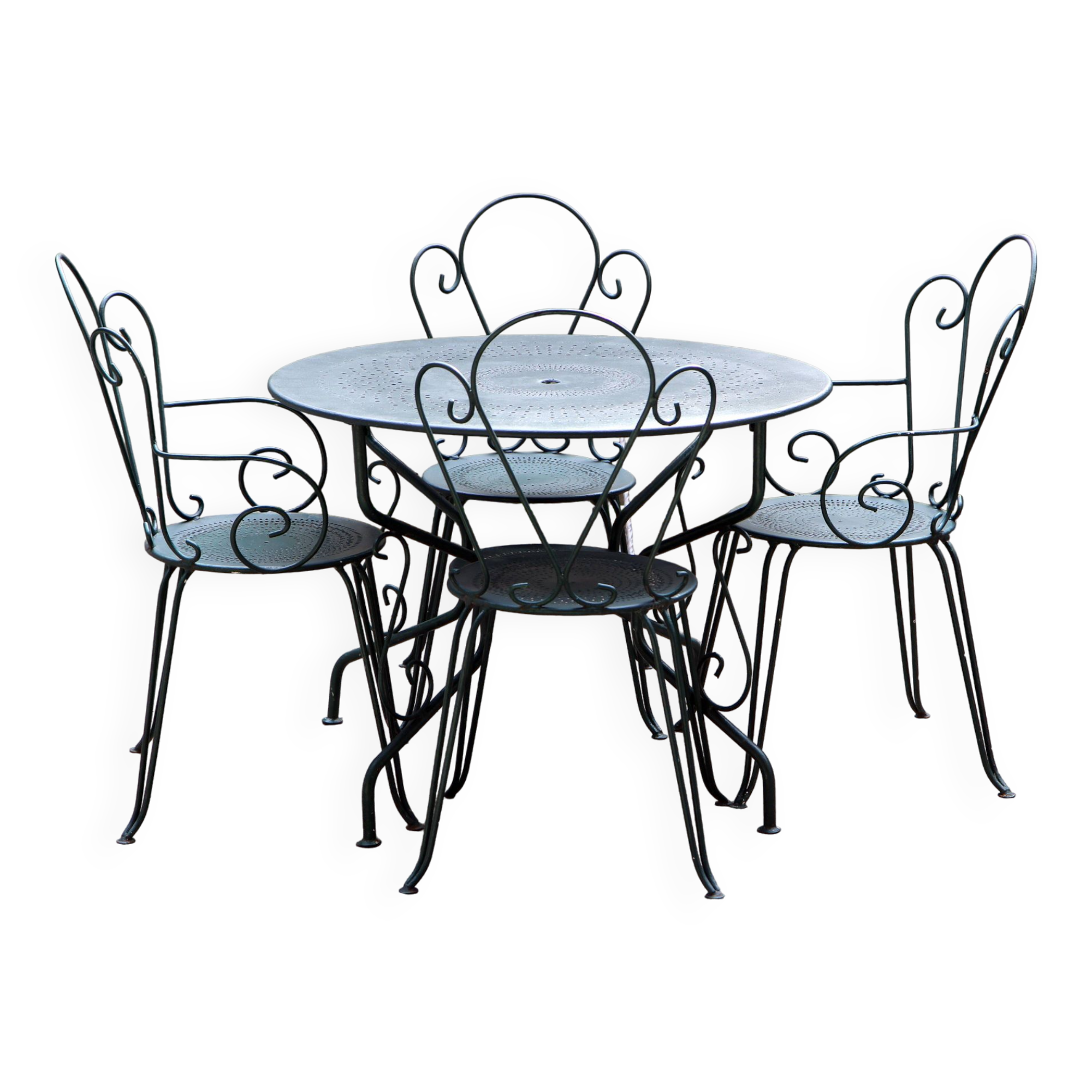 Old wrought iron garden furniture, 2 armchairs, 2 chairs and the table