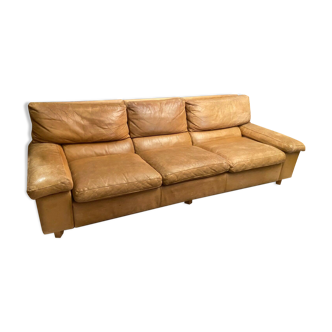 Sofa in natural leather period 1970
