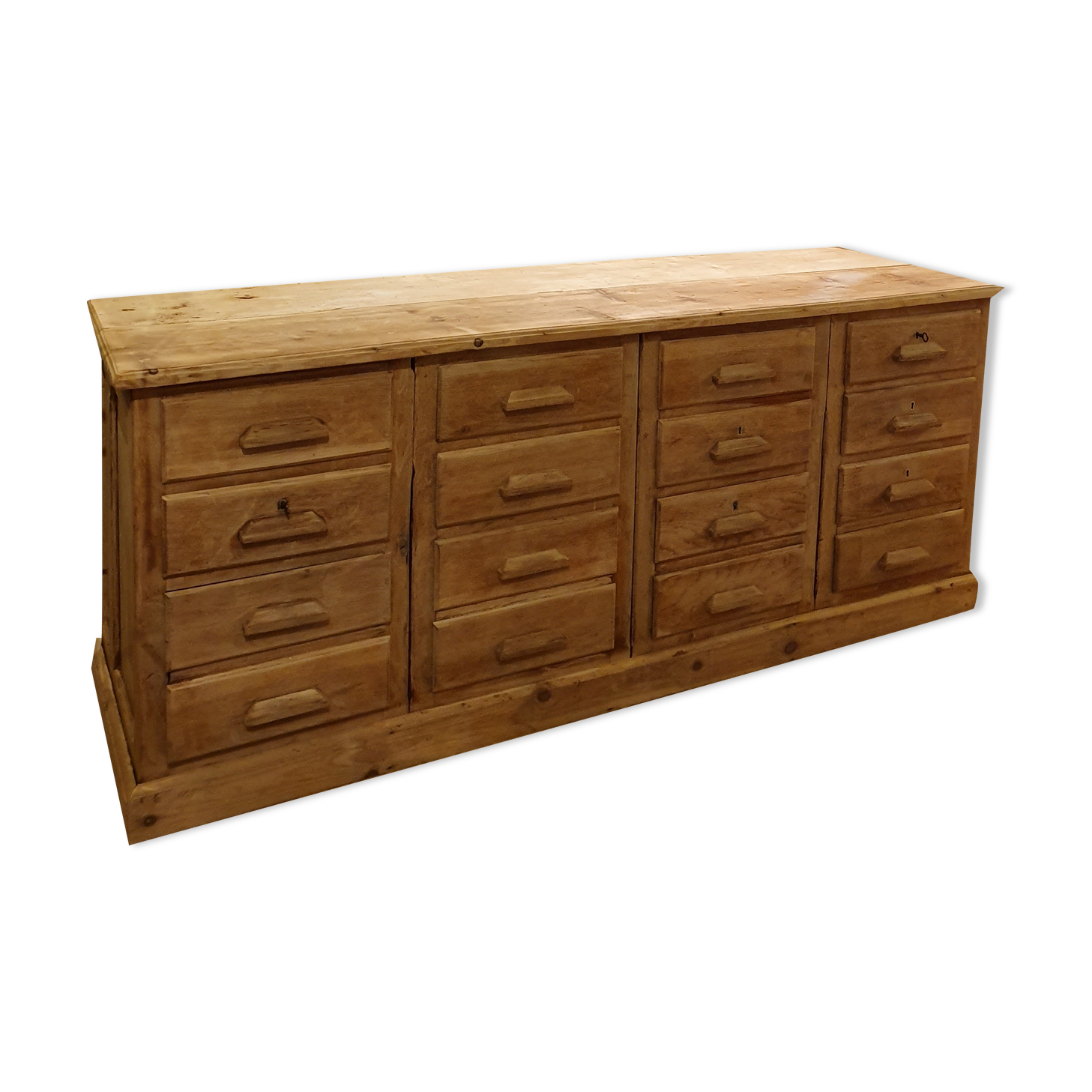 Trade furniture with drawers