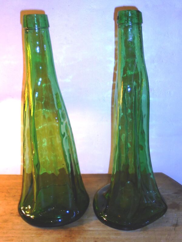 Paire de bouteilles Viresa