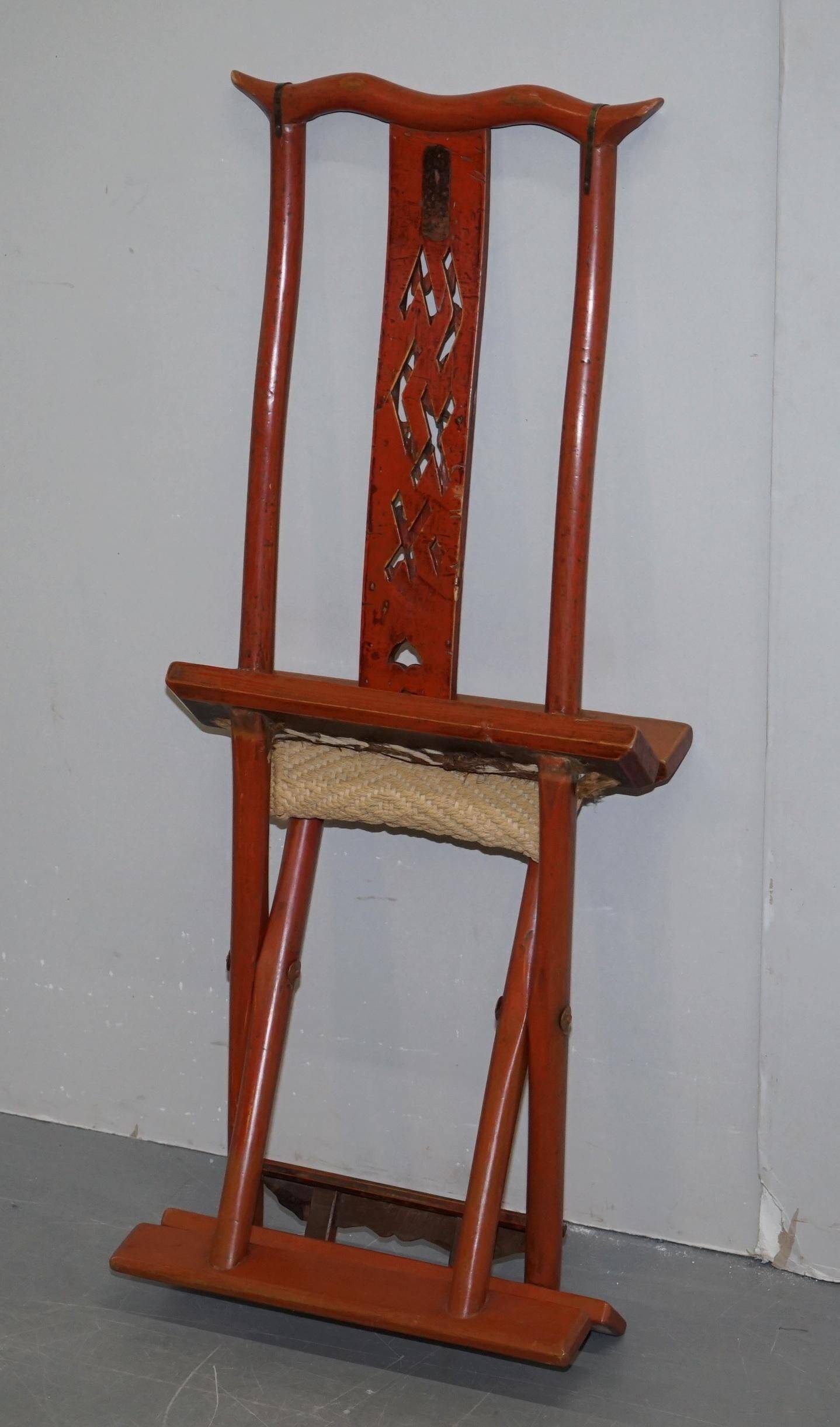 Chaise pliante chinoise antique avec sculptures, vers 1900-1920