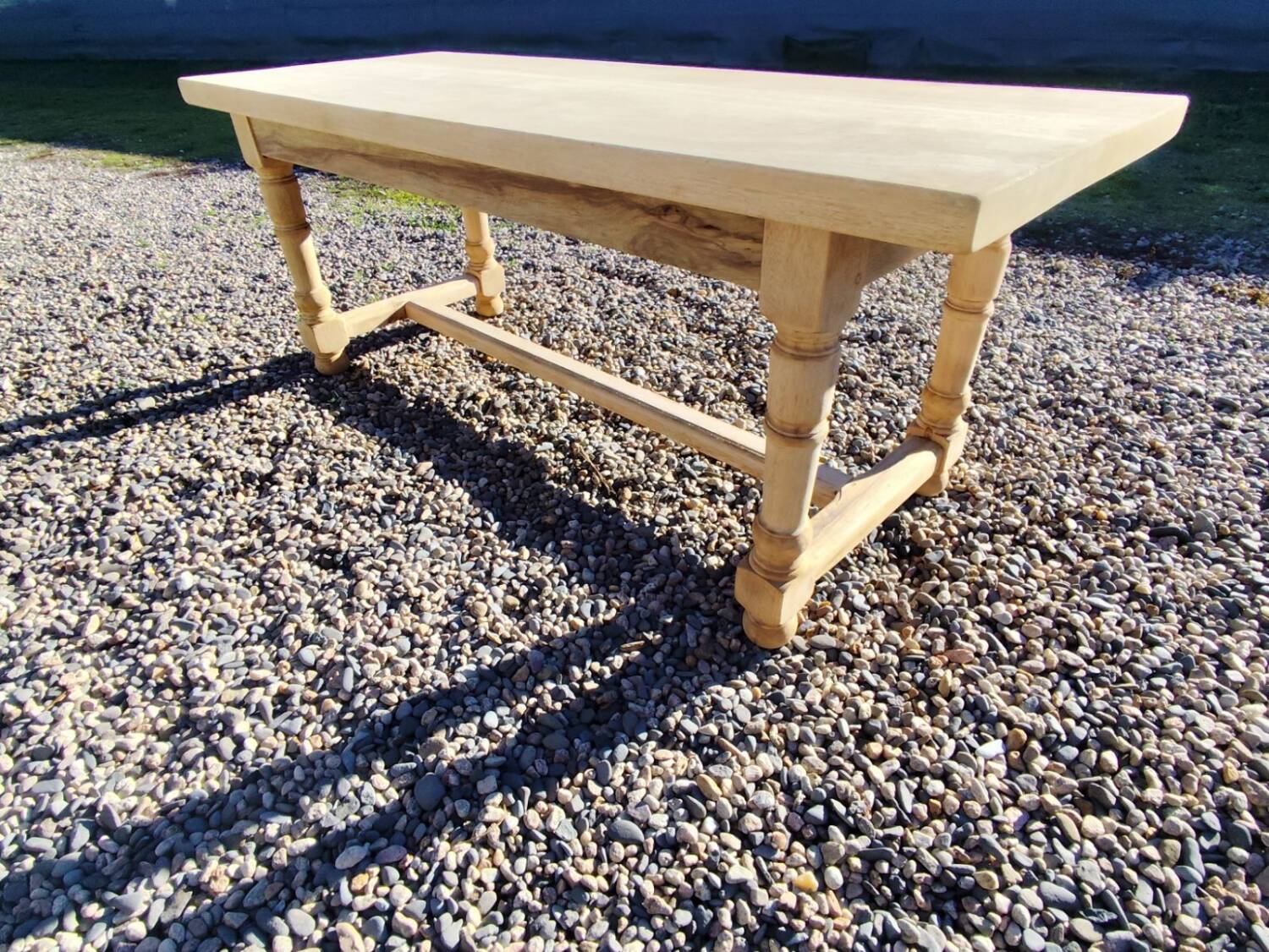 Farmhouse table