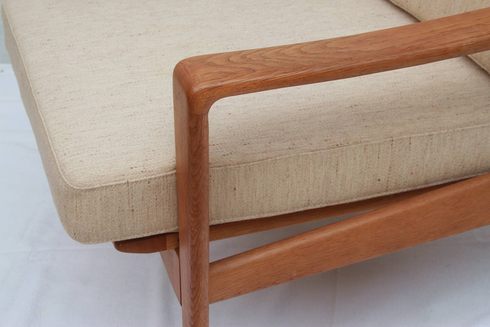 1960s armchair in oak, Arne Wahl Iversen für Komfort