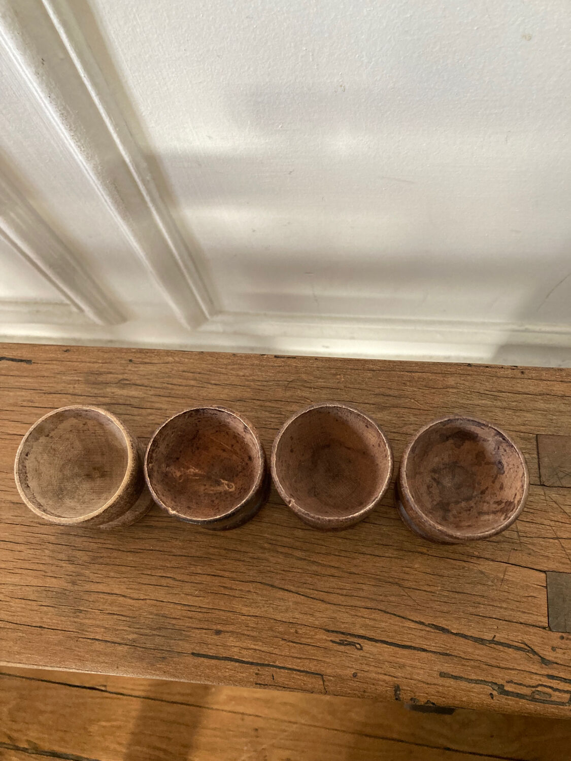 Set of 4 wooden shells