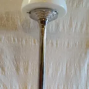Table lamp in Bauhaus style with chrome metal and opaline globe - mid 20th century.