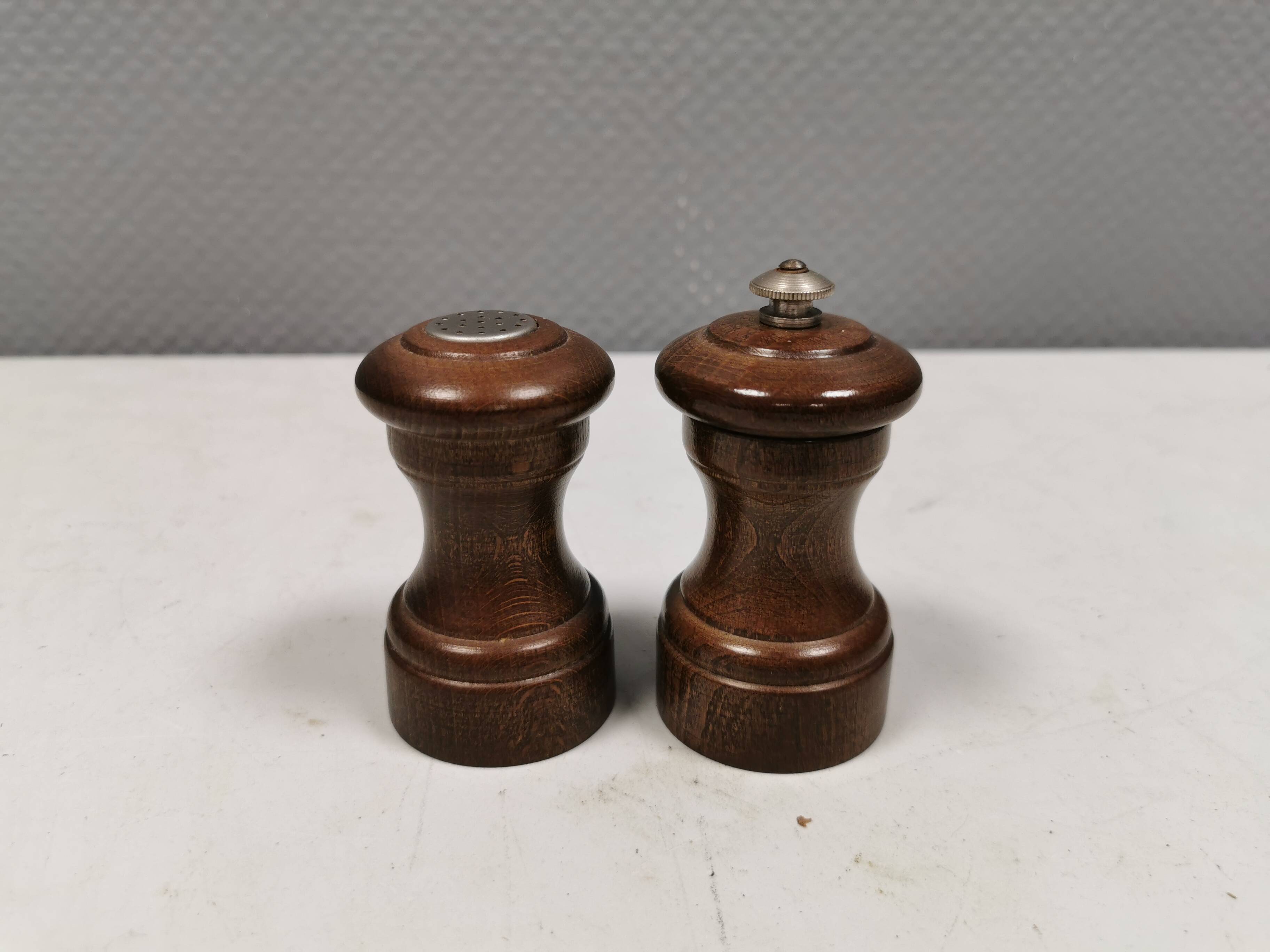 Beautiful salt and pepper set with Peugeot grinder.