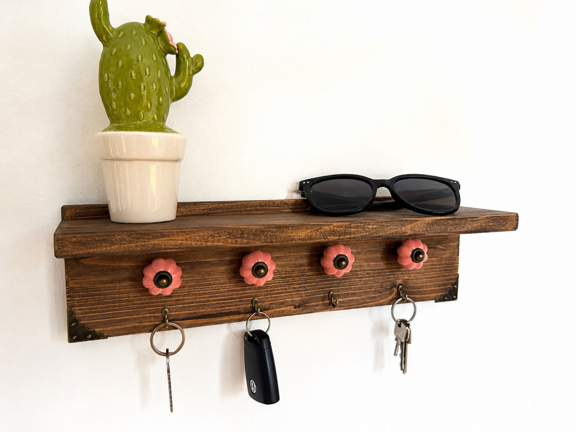 Wall key holder / key box / wall shelf