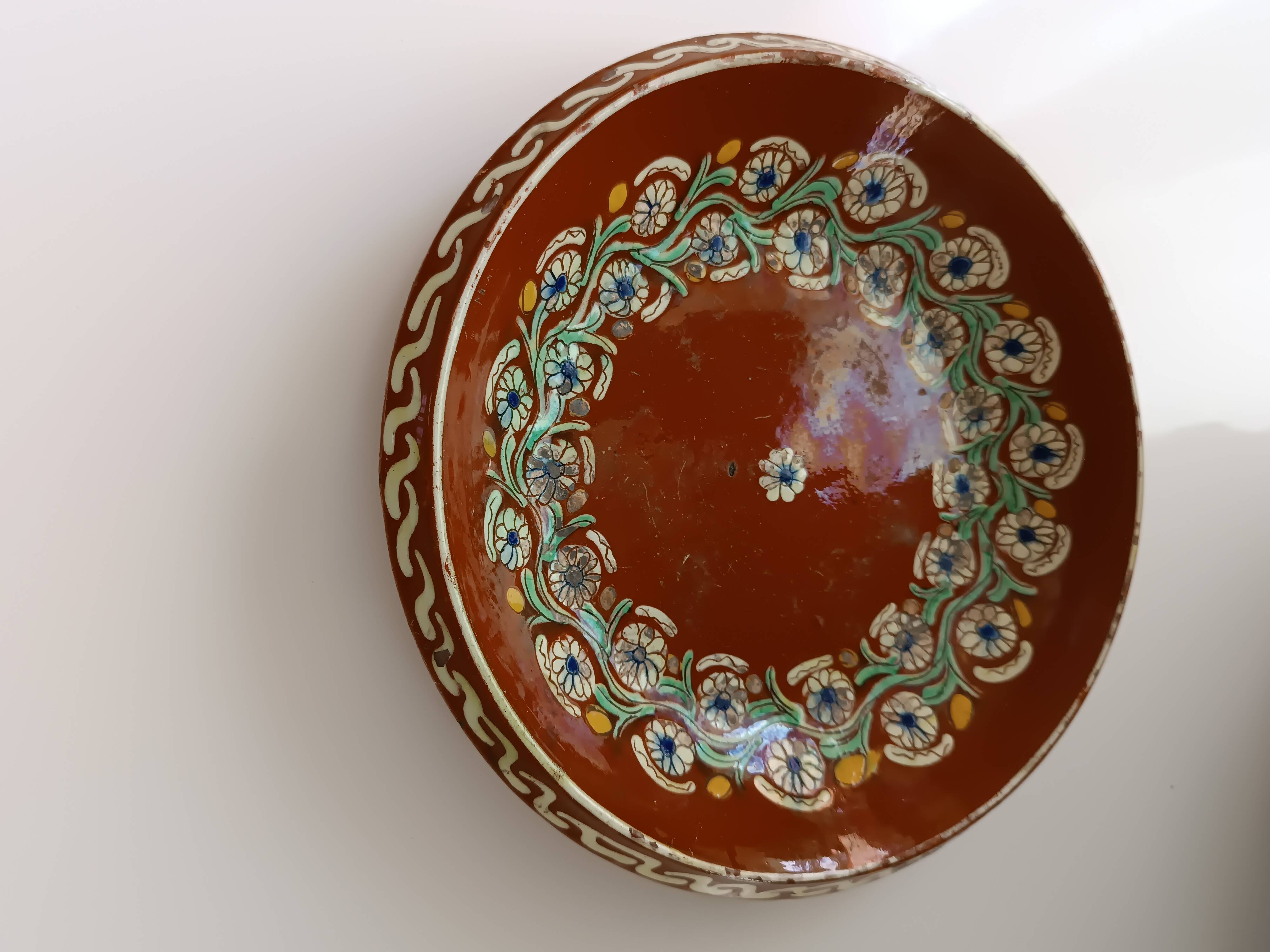 Swiss Ceramics Pair of rösti dishes, hollow dishes with collar, late 19th century