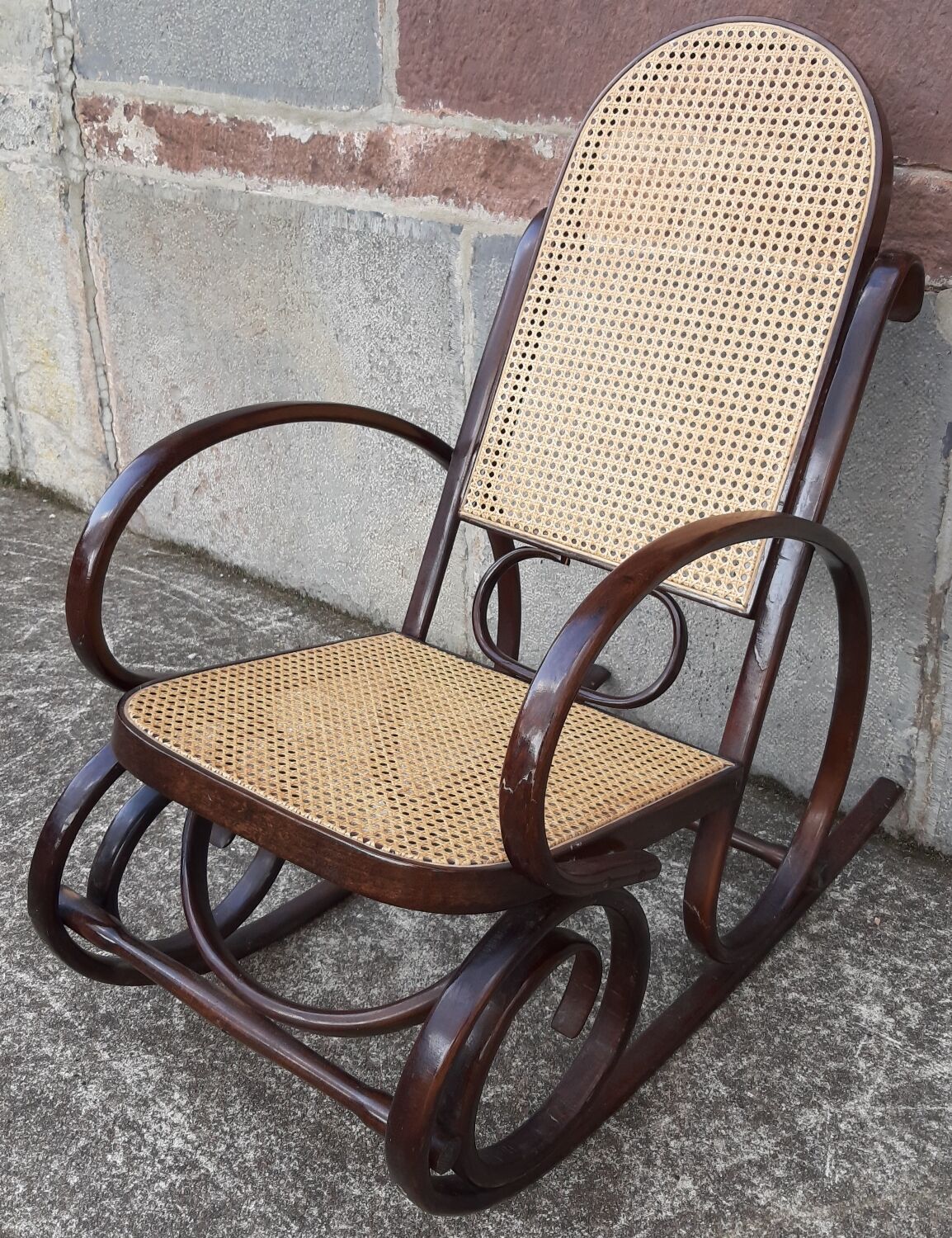 Rocking chair