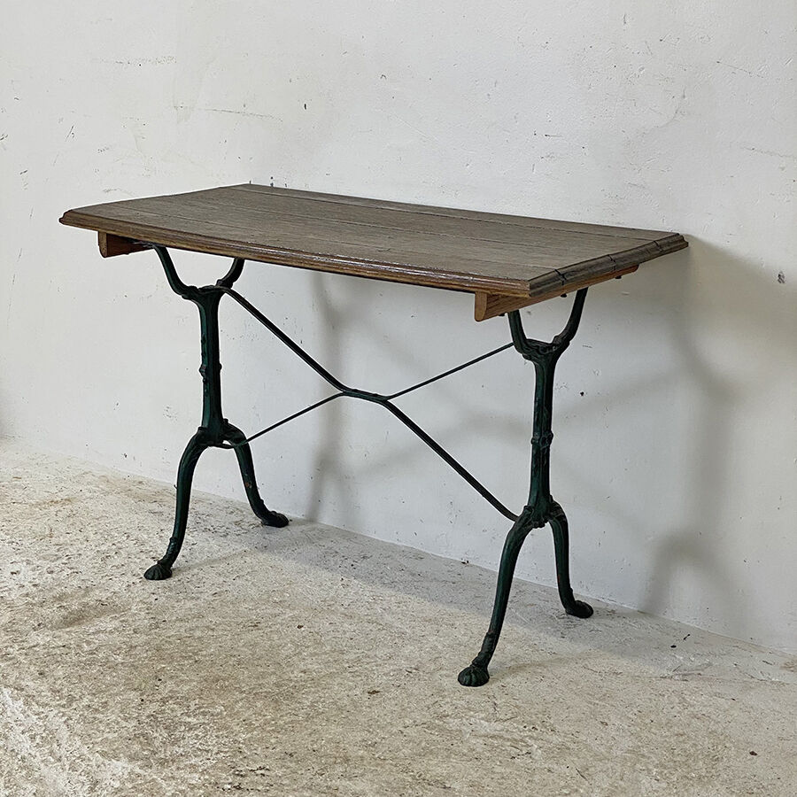 Vintage bistro table 50's