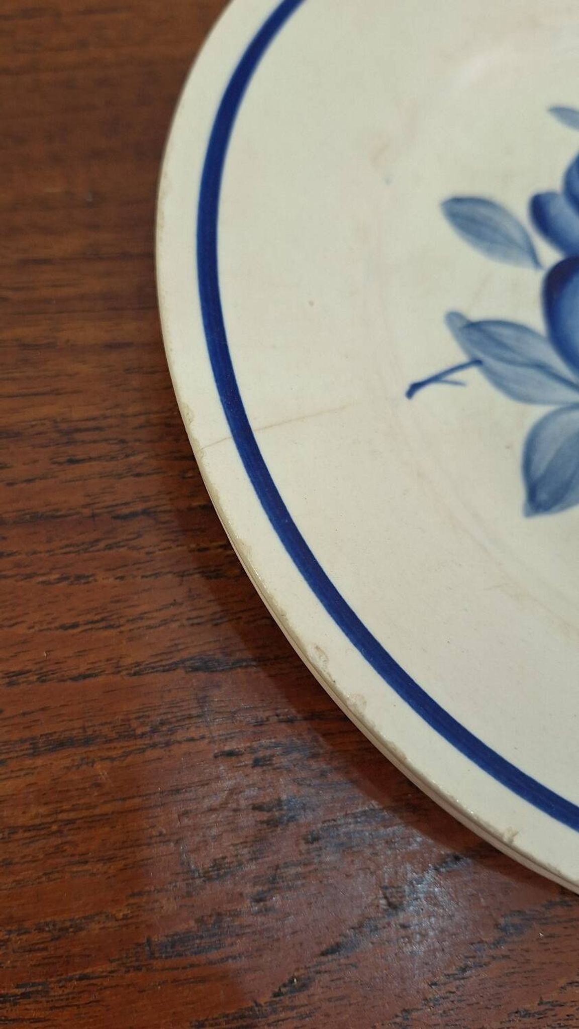 Set of Gien Ajaccio dessert plates