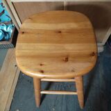 Top bar stool in patinated wooden square seat