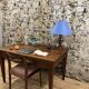 Lampe en bois tourné vintage avec abat jour bleu