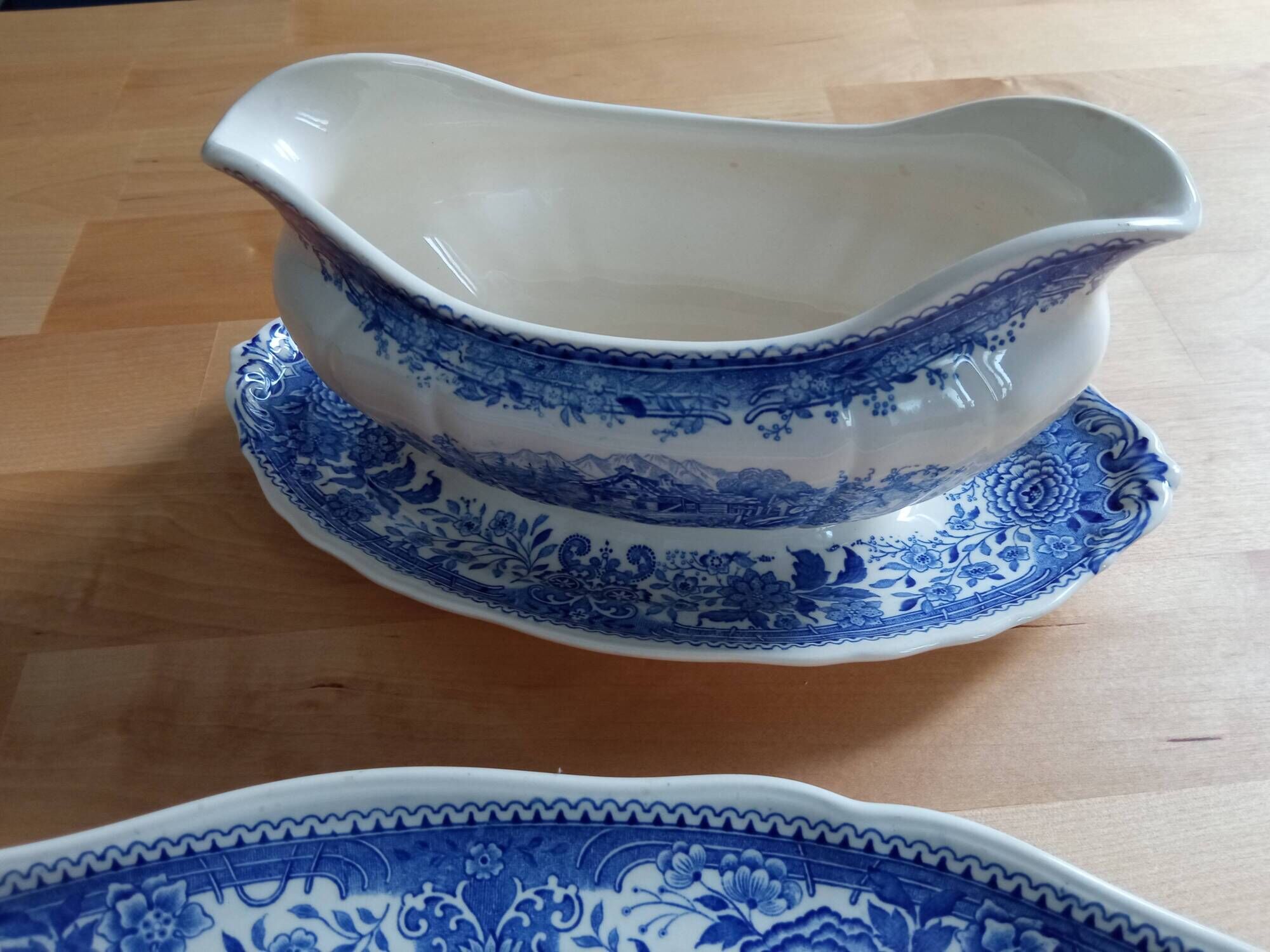 Large oval dish Villeroy and Boch