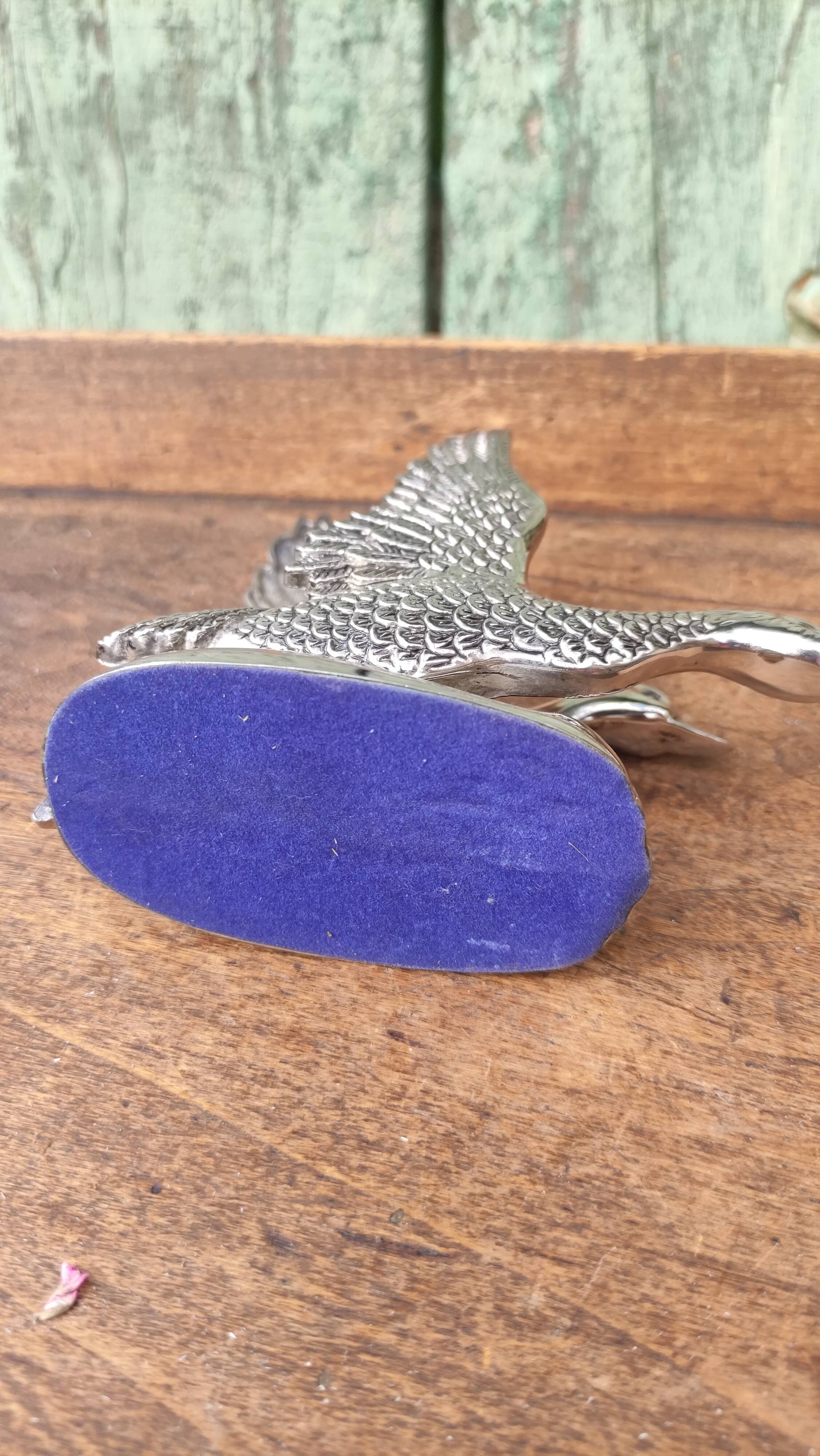 Vintage duck mail holder in silver metal