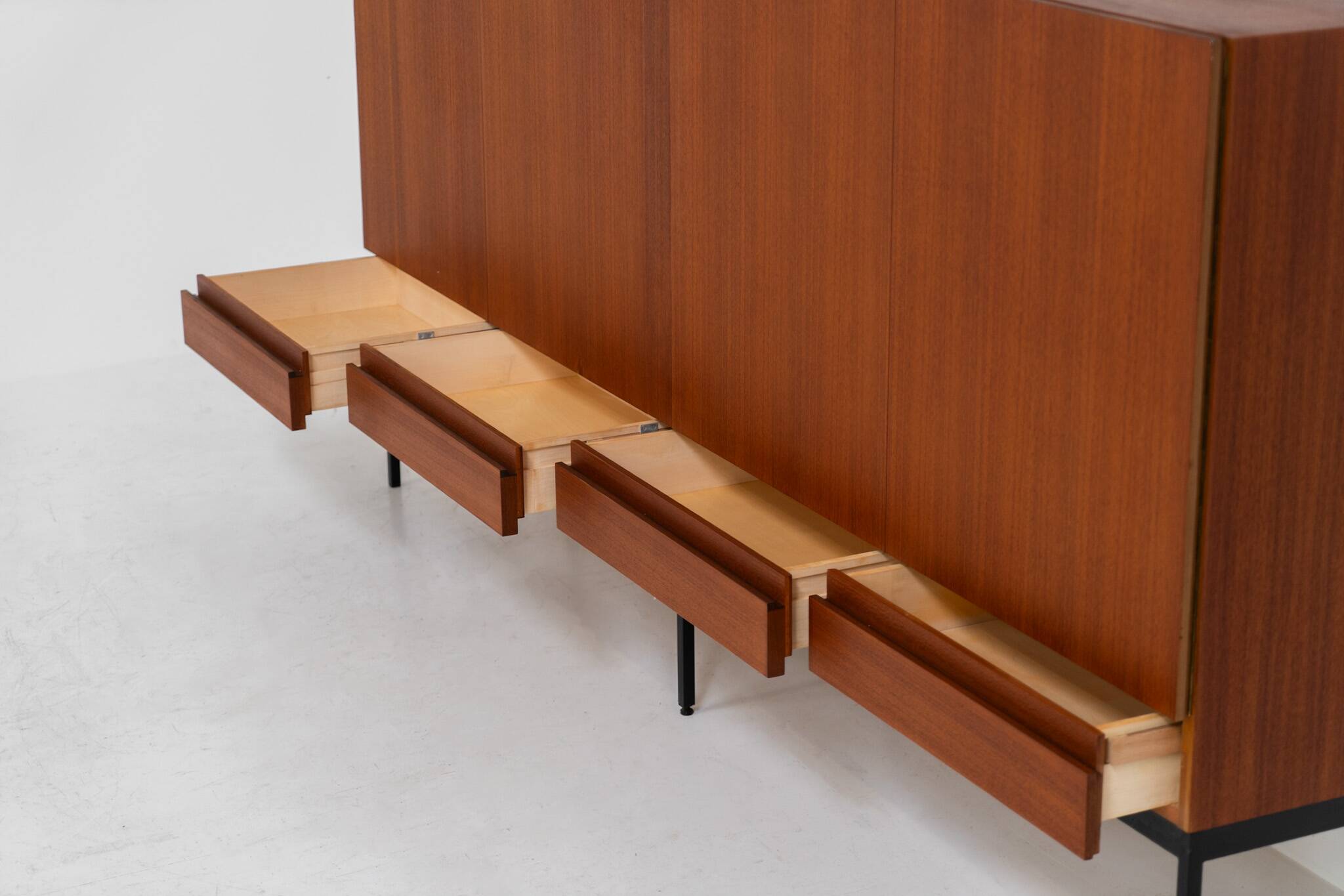 Buffet B60 par Dieter Waeckerlin pour Behr