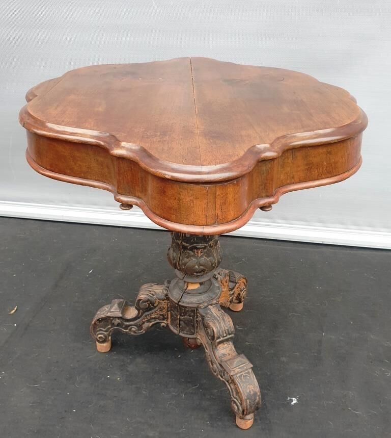 Louis Philippe violin lounge table 1830