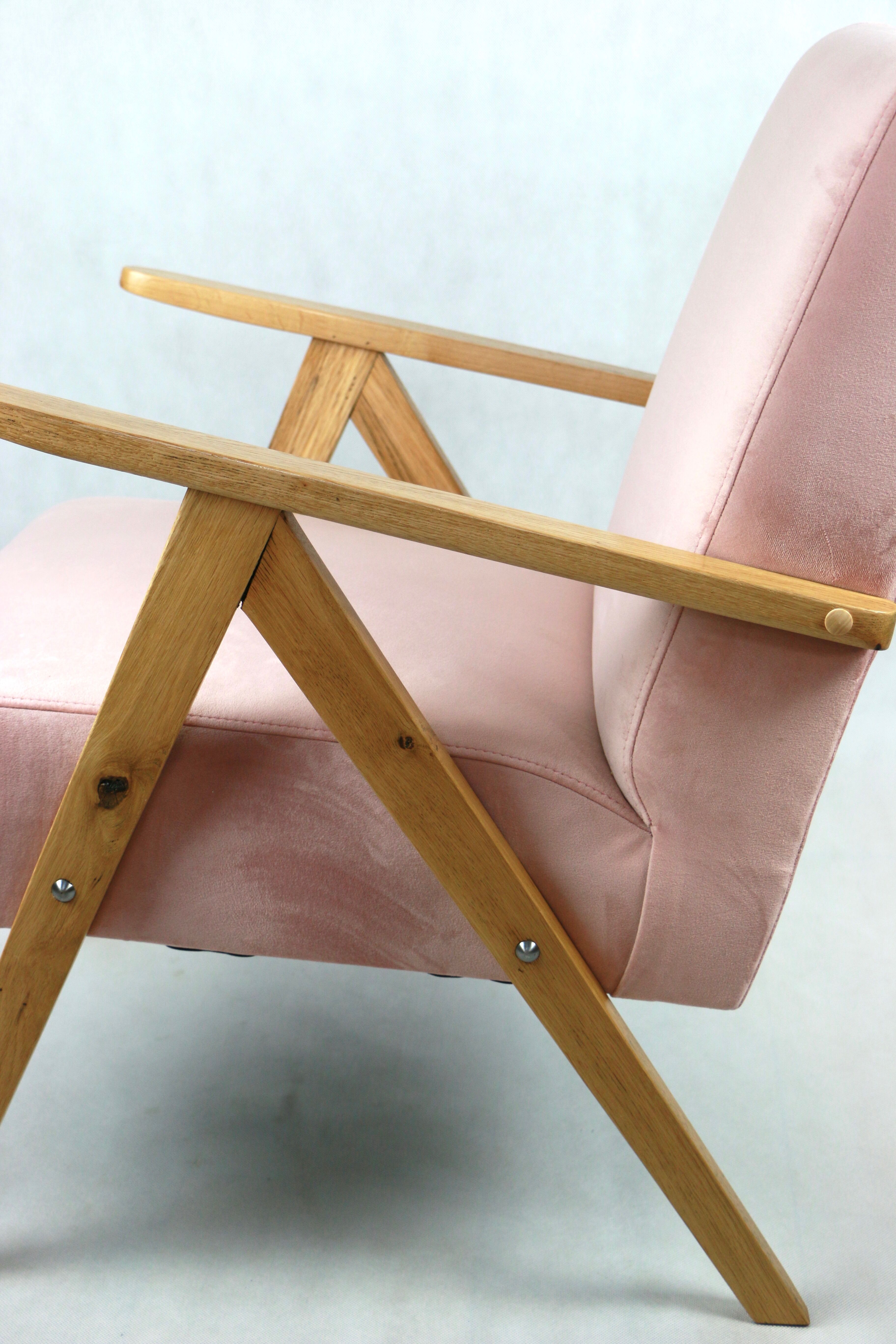 Products Vintage Pink like Var B310 Armchair, 1970s