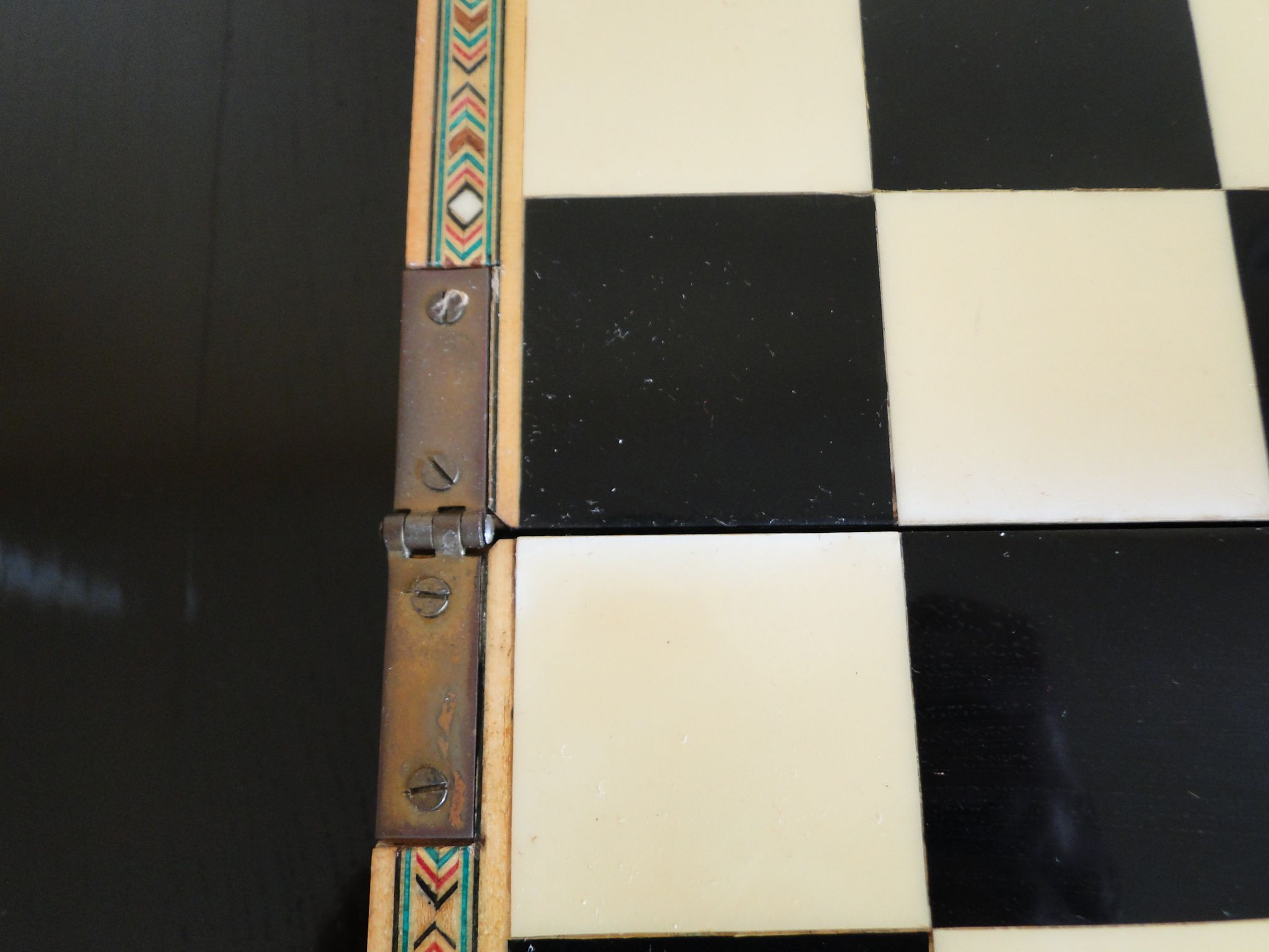Vintage syrian chess board box wooden mosaic inlaid marquetry