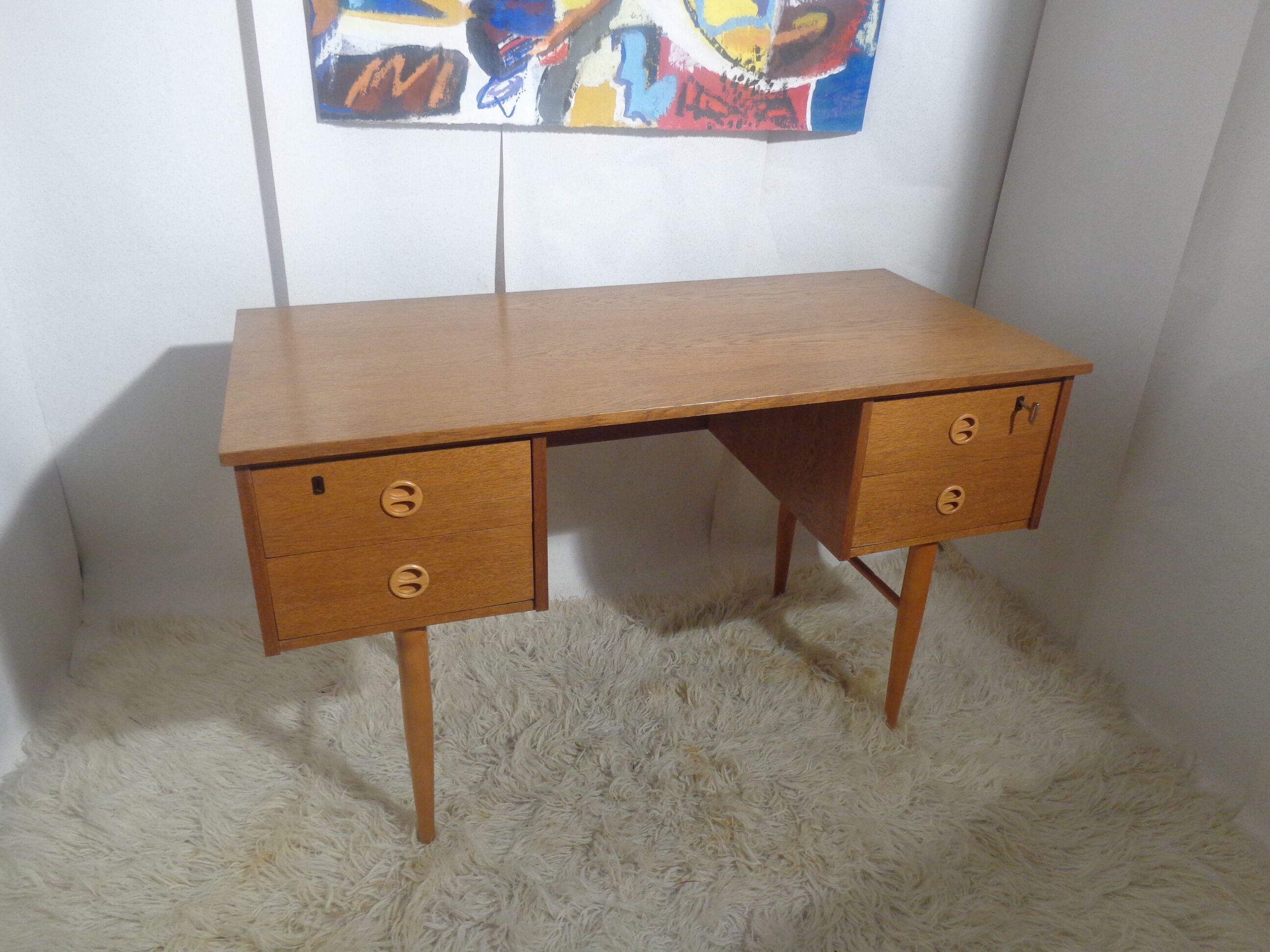 Scandinavian desk 60