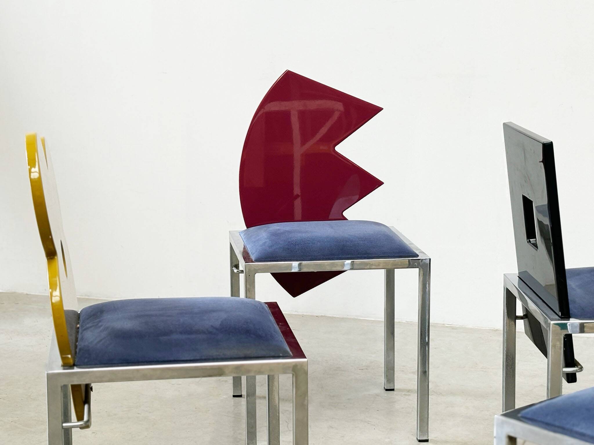 Set of 6 postmodern dining chairs by Salvati e Tresoldi for Omaggi / Saporiti