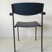 4 fauteuils empilables minimalistes en métal bleu et contreplaqué par Gijs van der Sluis