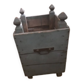 19th-century wooden orange crate with handles