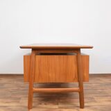 Mid-century danish teak desk model 75 form Omann Jun, 1950s