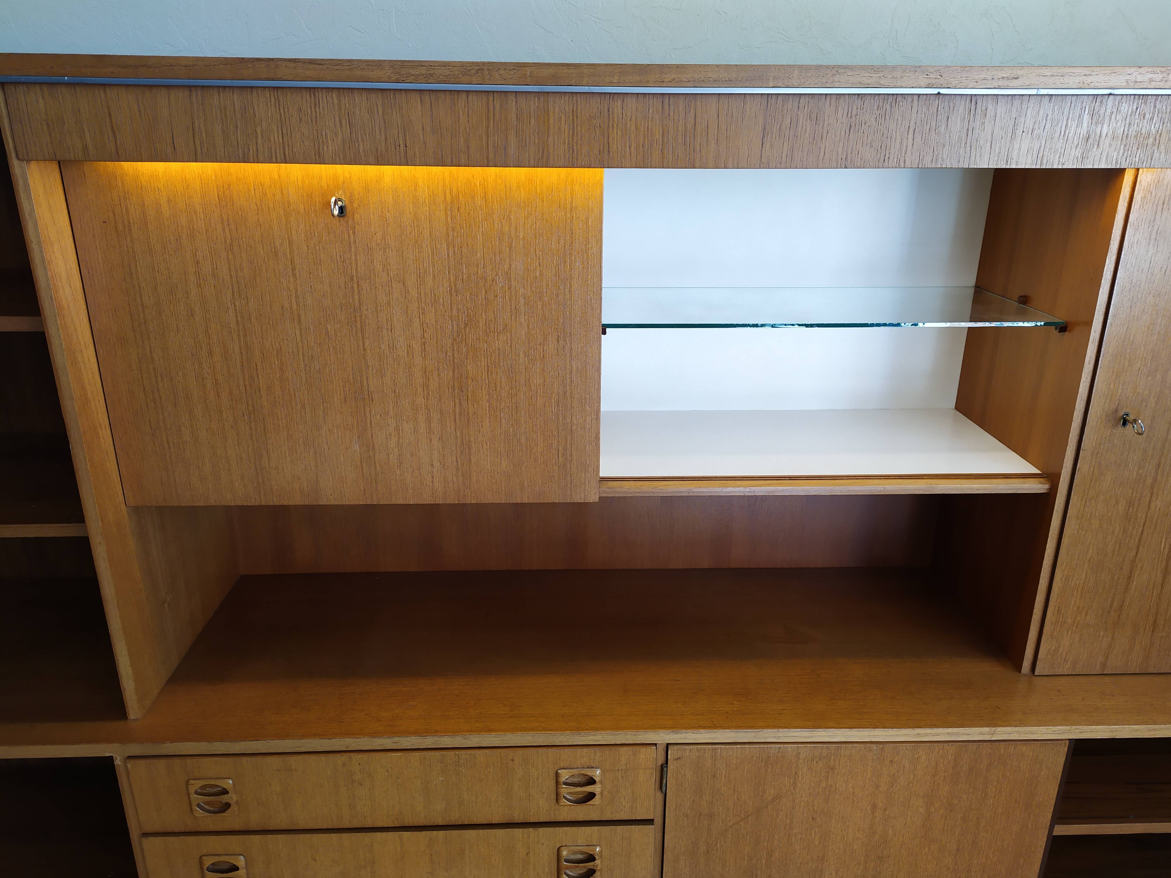 Scandinavian threading