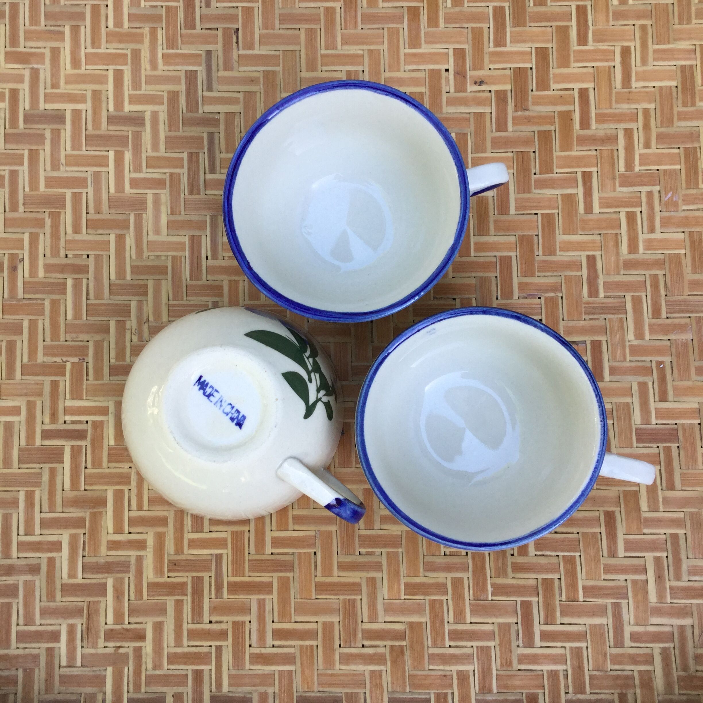 Chinese tea set in porcelain floral pattern