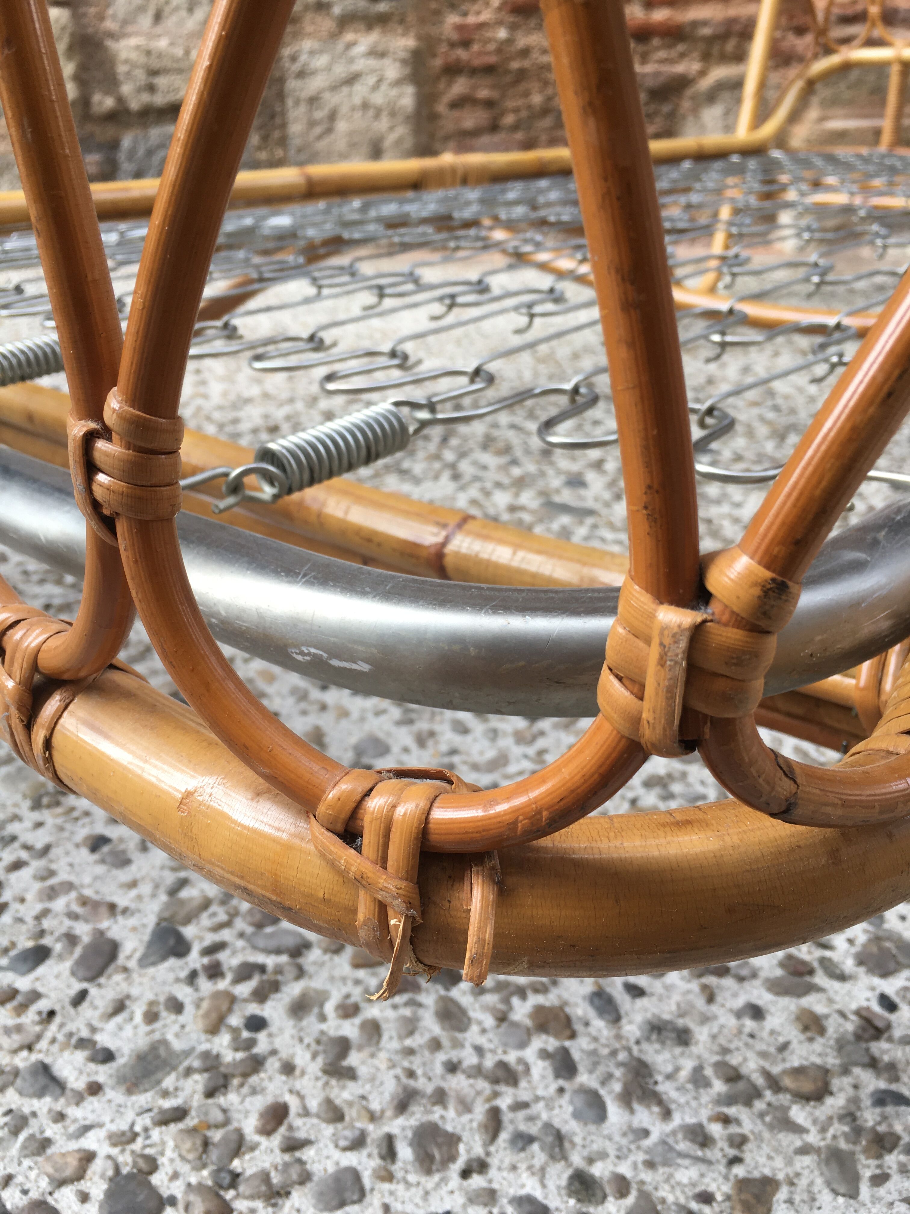 1-seat rattan basket bed